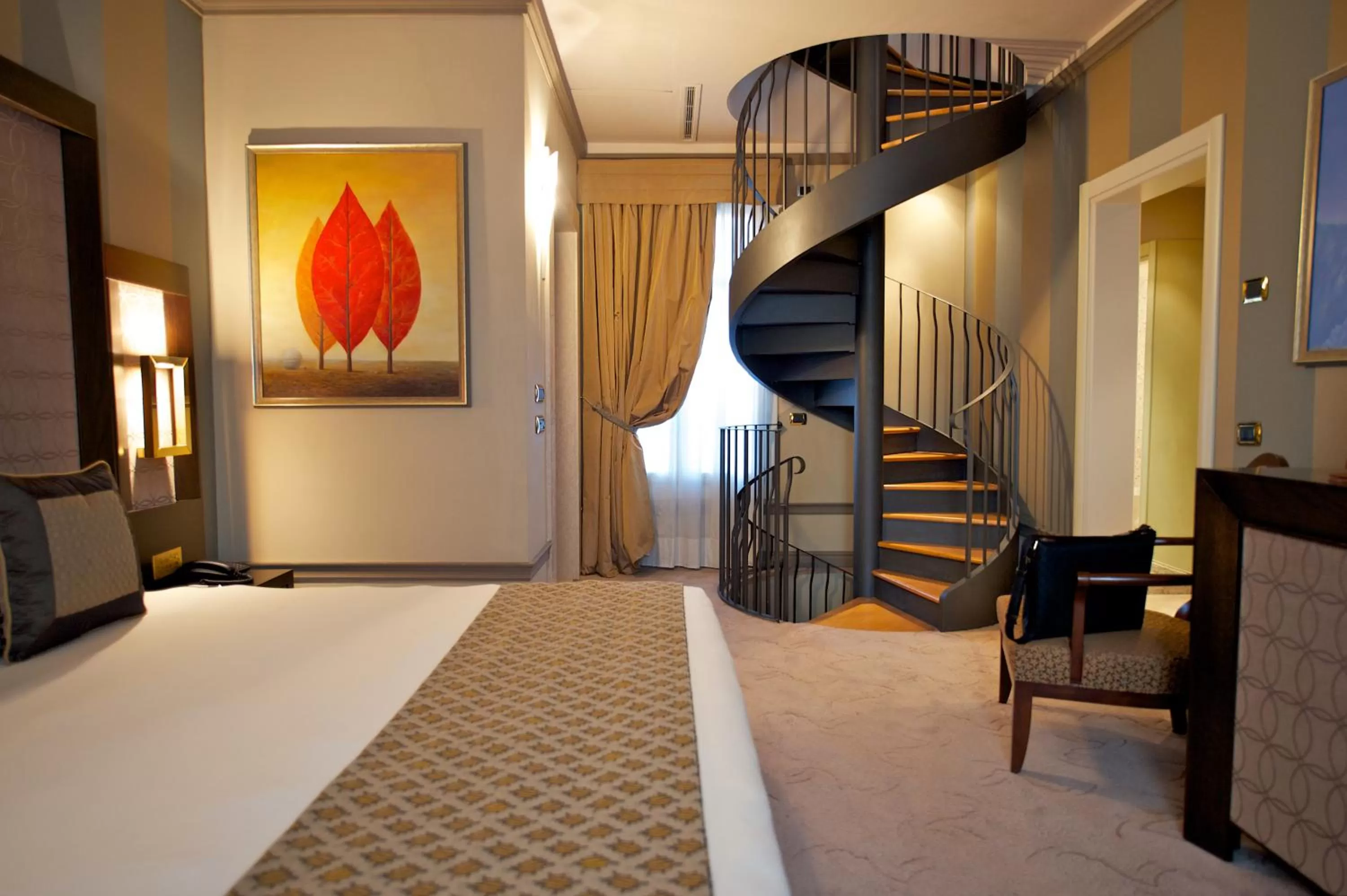 Bedroom, Bed in Grand Visconti Palace