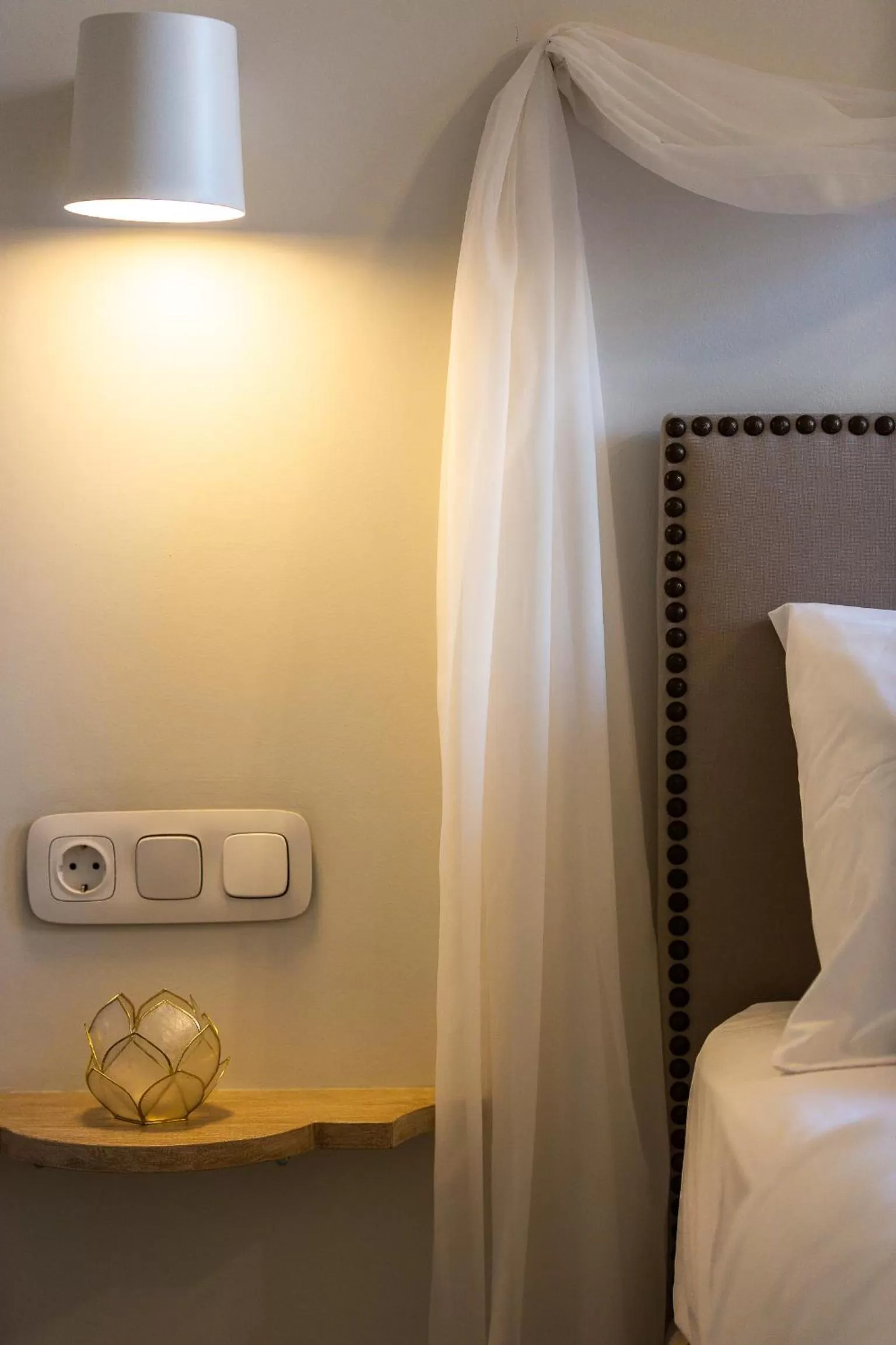 Bed in Neratze Hammam Suites