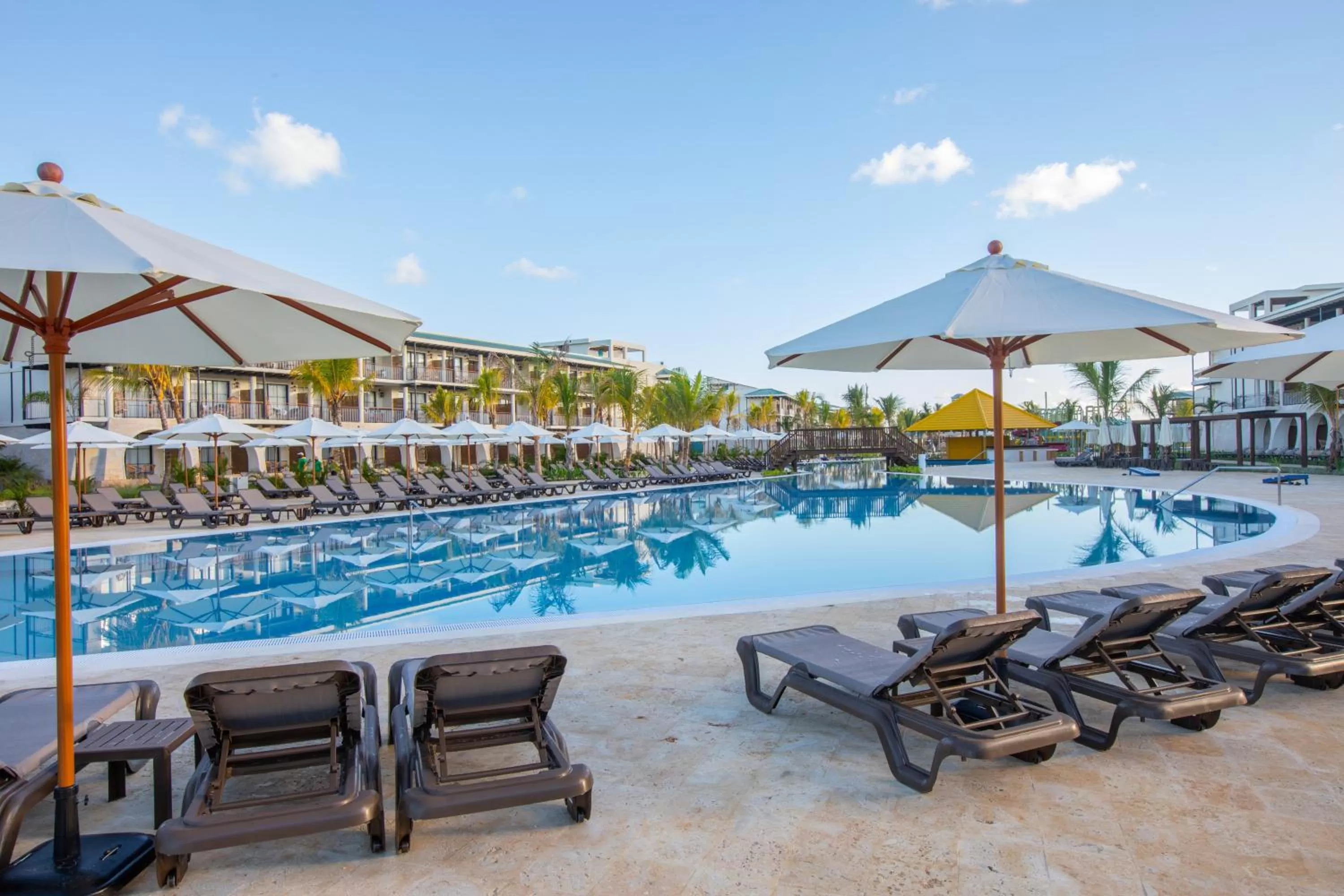 Swimming pool in El Beso Adults Only At Ocean El Faro - All Inclusive