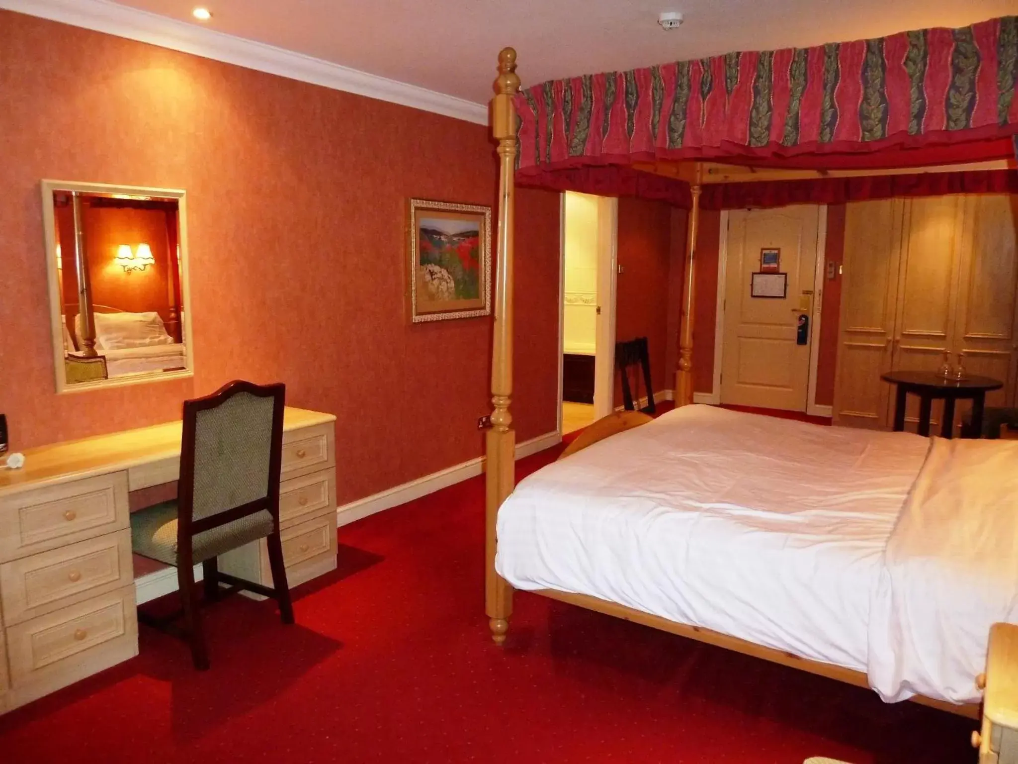 Executive Suite in Consort Hotel