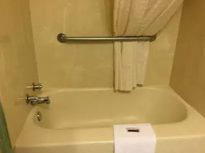 Bathroom in FALLS INN