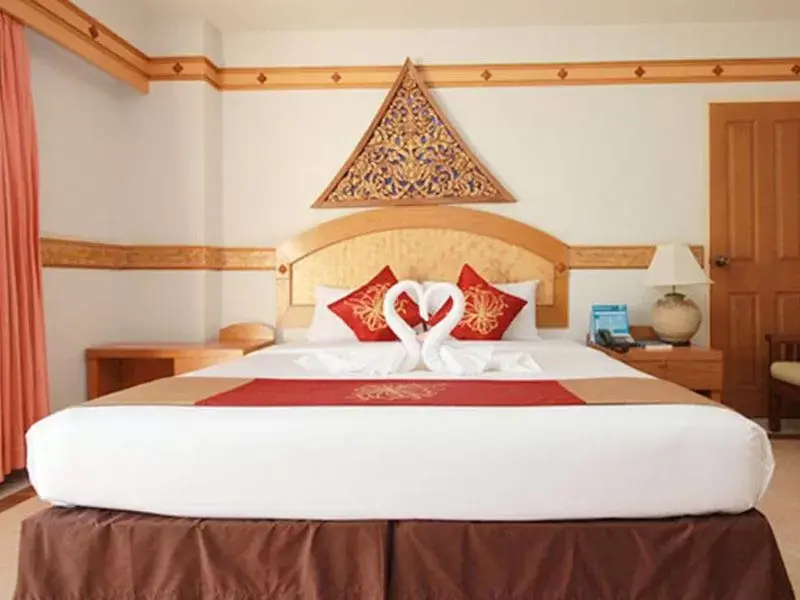 Bed in Diana Garden Resort - SHA Extra Plus