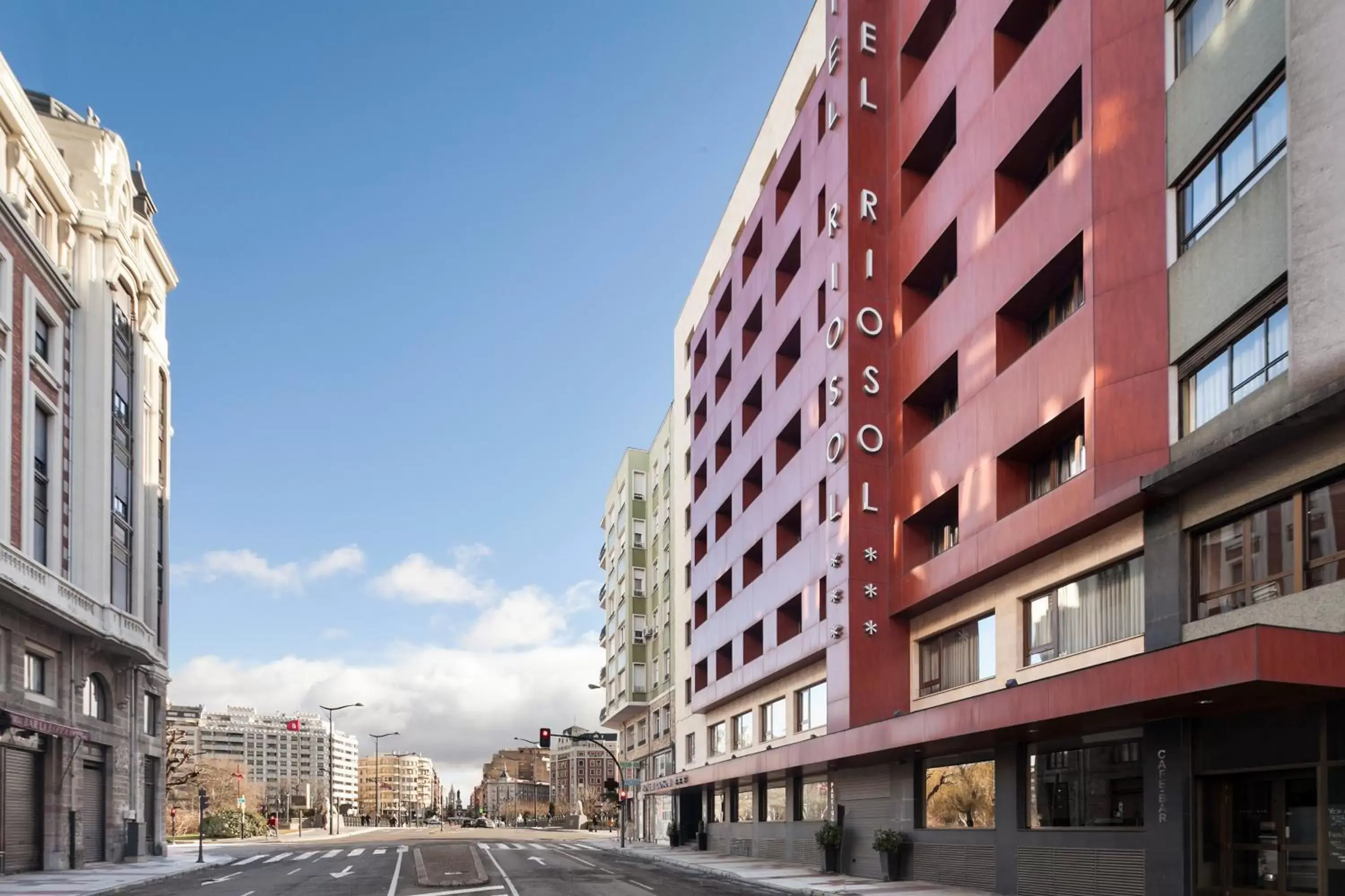 Property building in Crisol Riosol Property building in Crisol Riosol