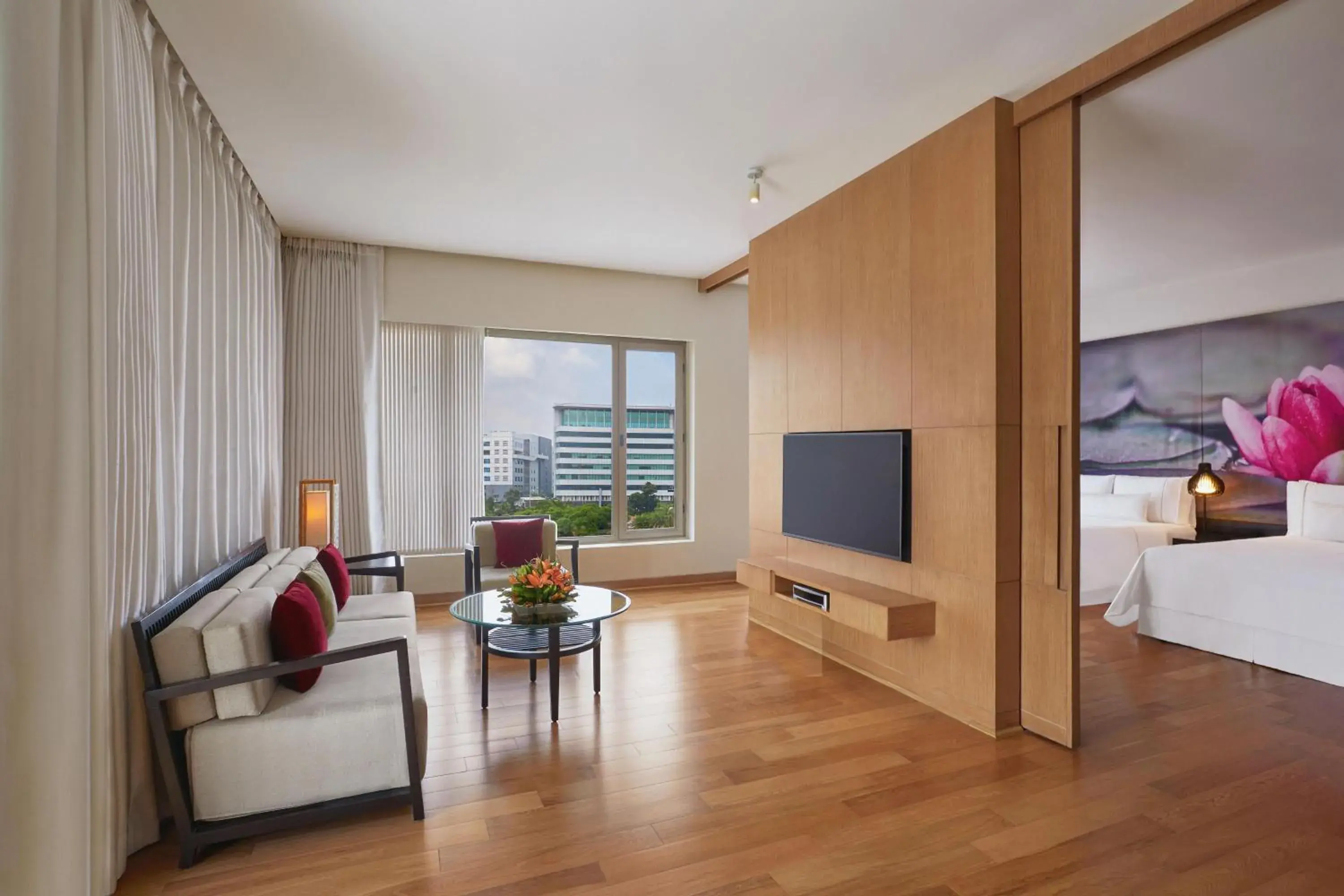 Bedroom, Seating Area in The Westin Hyderabad Mindspace