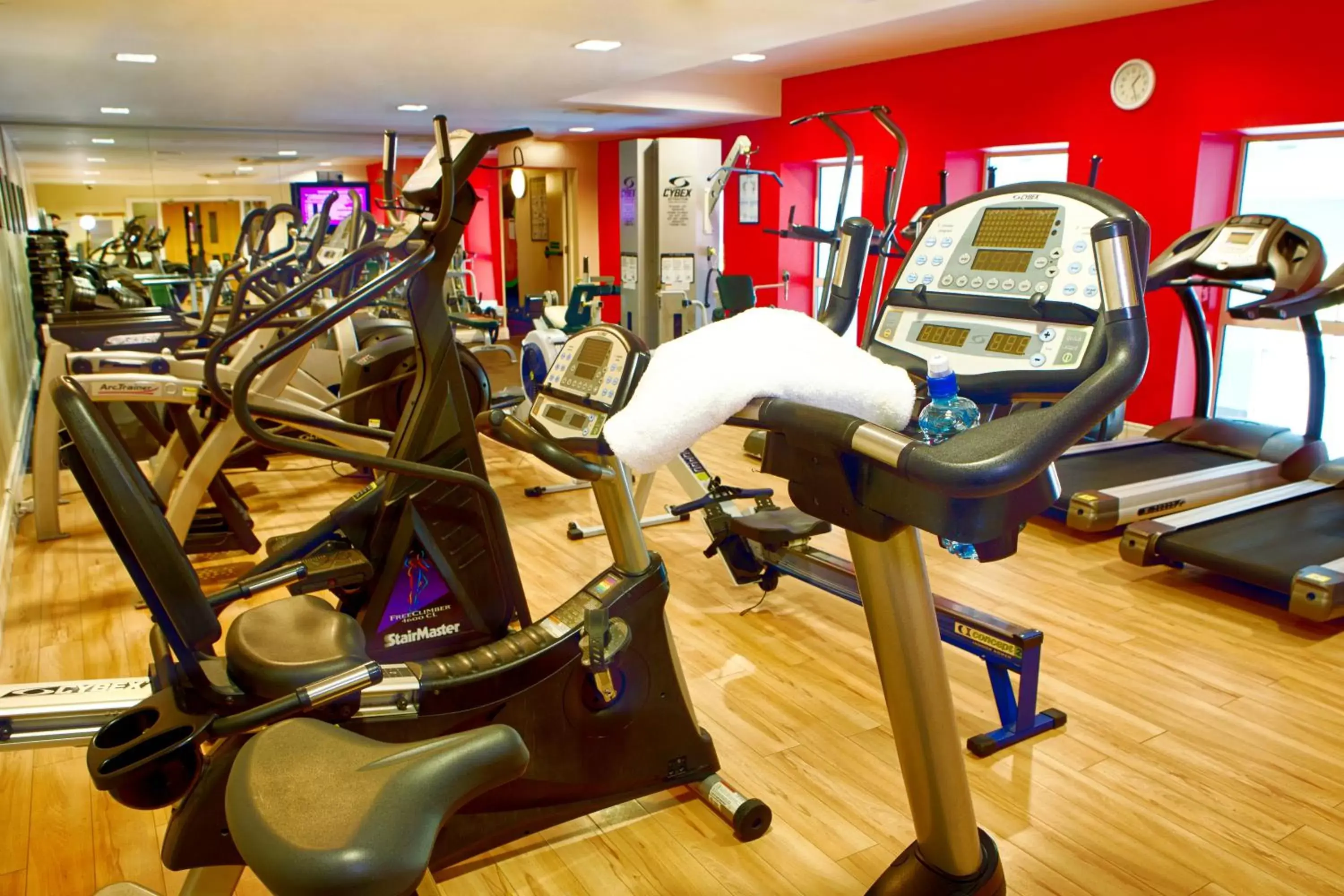 Fitness centre/facilities, Fitness Center/Facilities in McWilliam Park Hotel