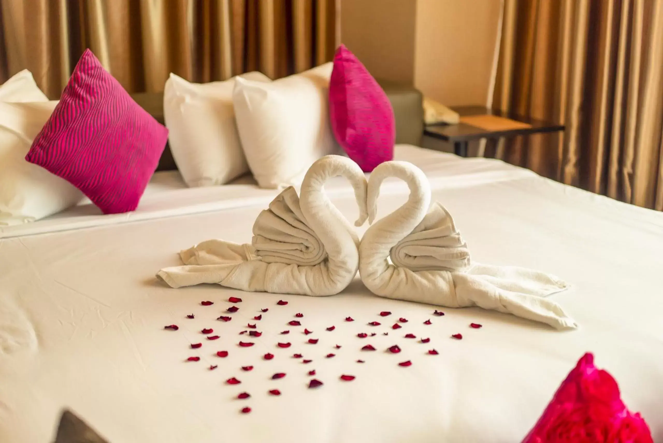 Bed in Kinta Riverfront Hotel & Suites