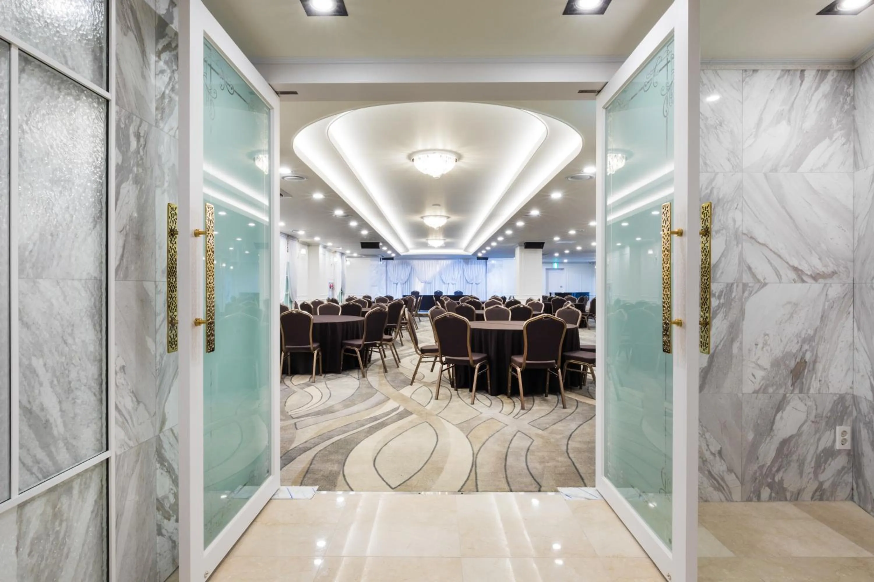 Property building in Casaloma Hotel