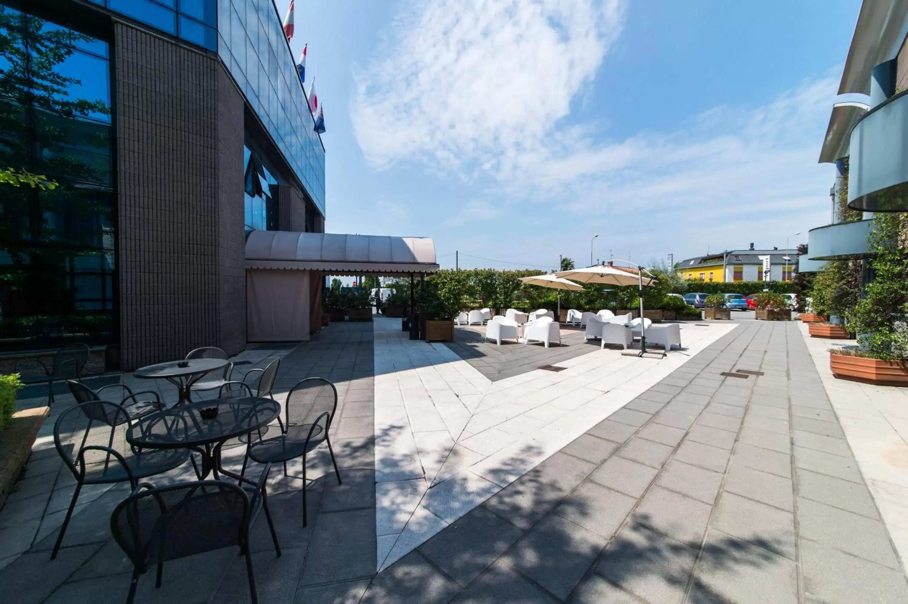 Patio, Patio/Outdoor Area in Airport Hotel Bergamo