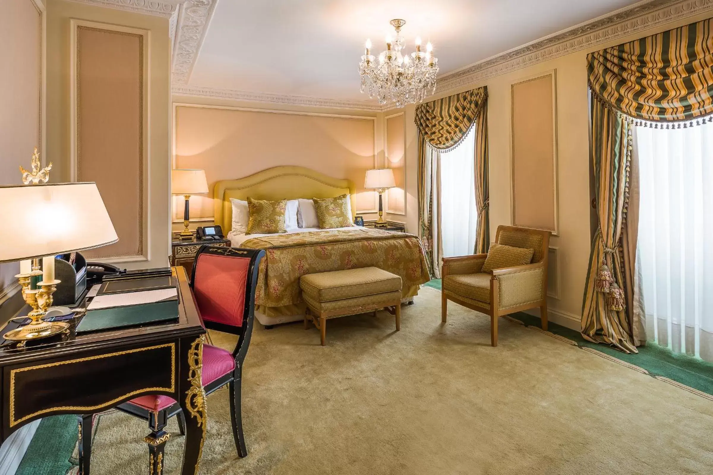 Bedroom in Bentley London