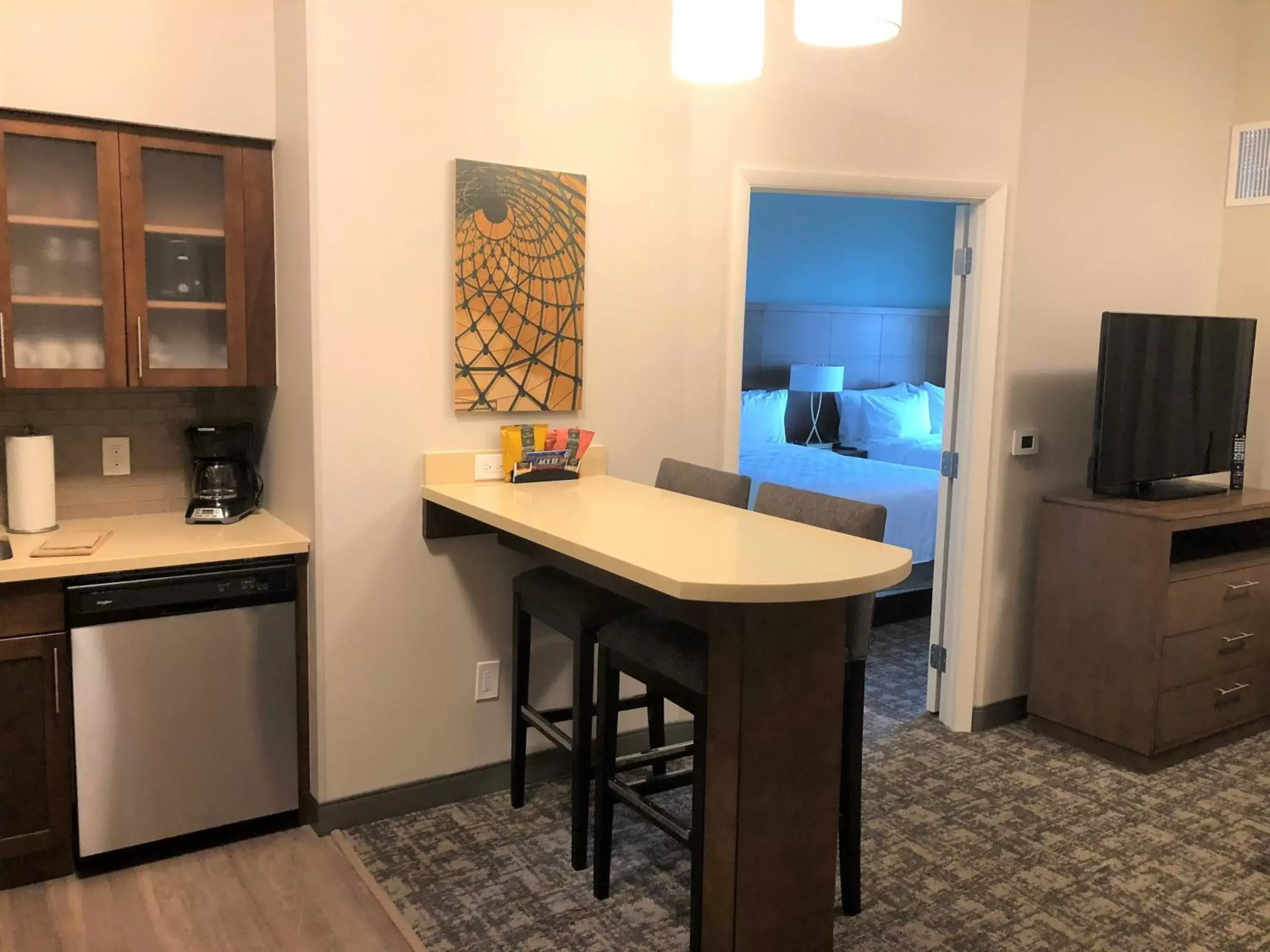 Photo of the whole room, Kitchen/Kitchenette in Staybridge Suites - Vero Beach, an IHG Hotel