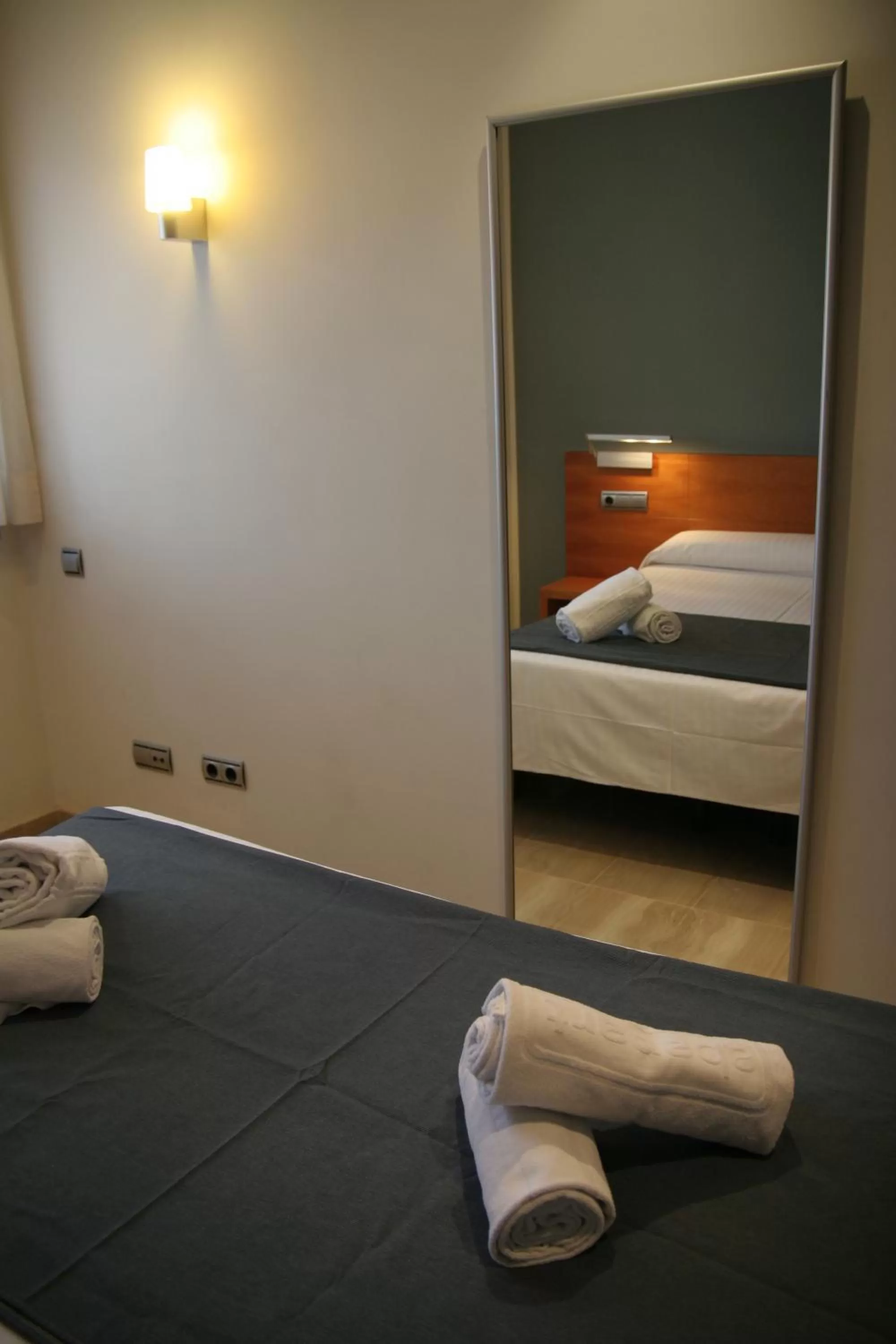 Bed in Apartaments Independencia