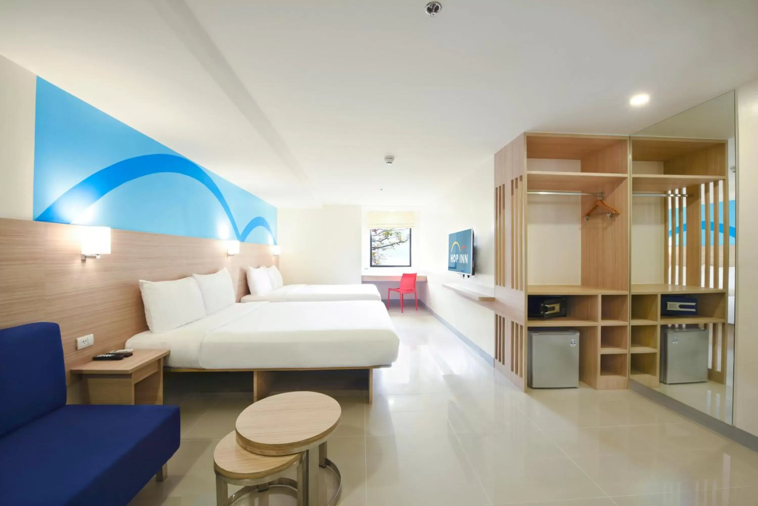 Bedroom in Hop Inn Hotel Alabang Manila