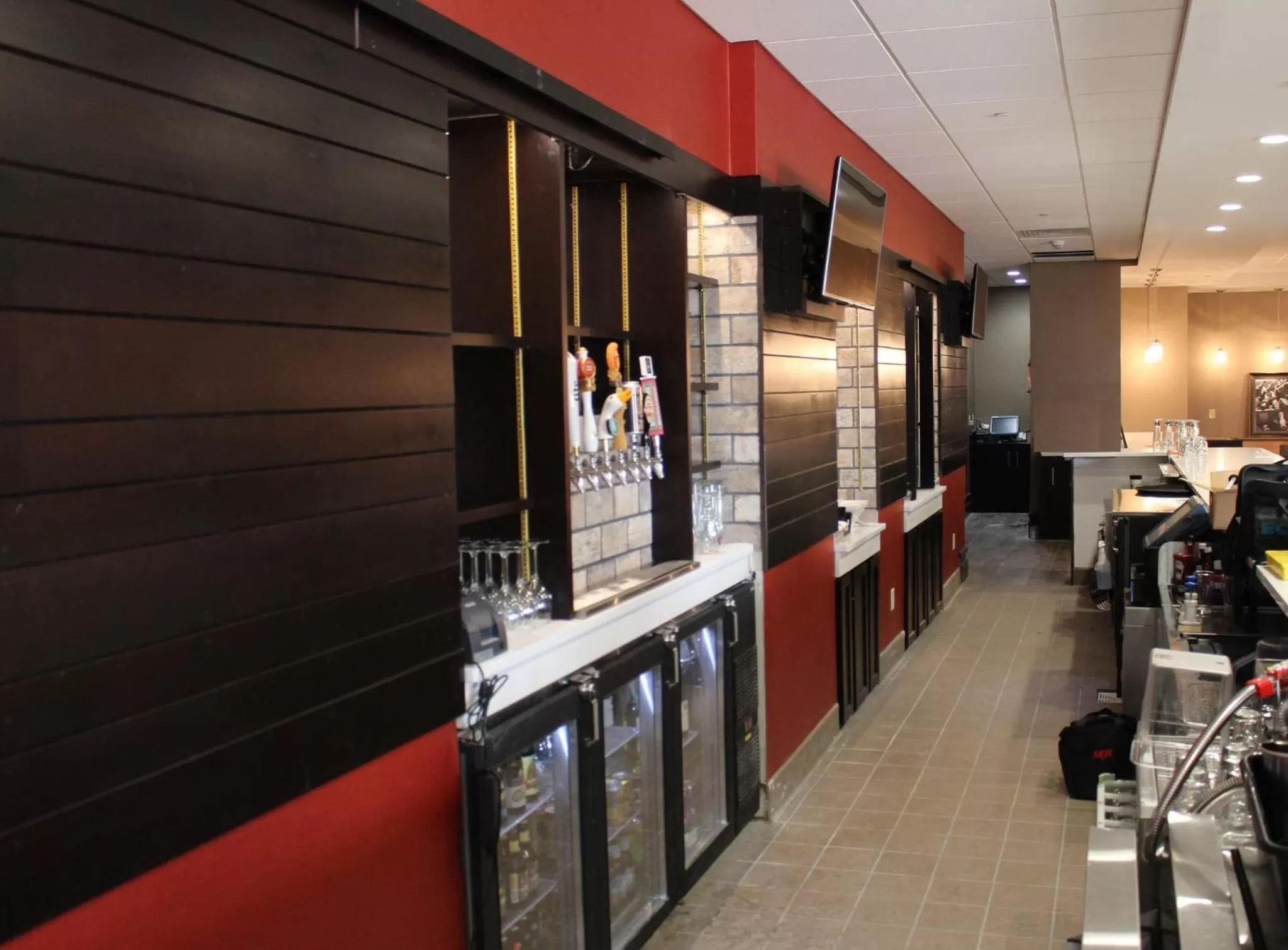 Restaurant/places to eat in Holiday Inn Salina by IHG