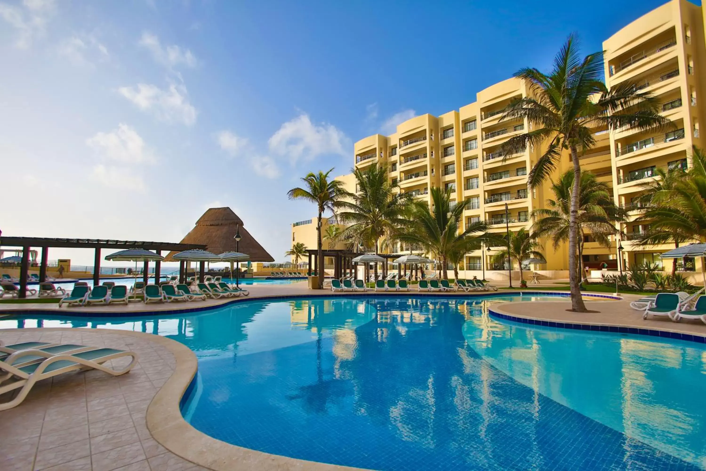 Swimming Pool in The Royal Sands Resort & Spa