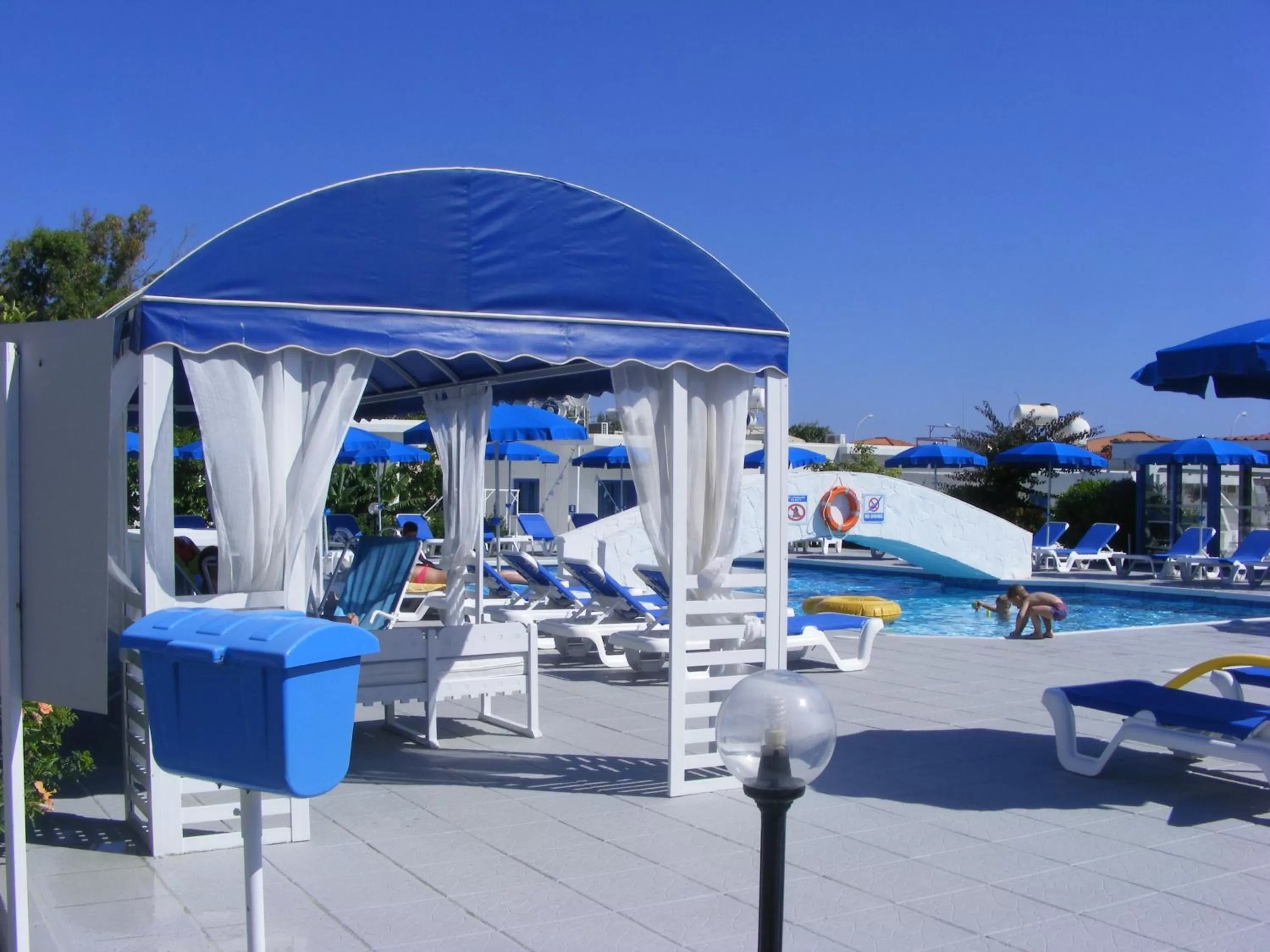 Day in Flokkas Hotel Apartments