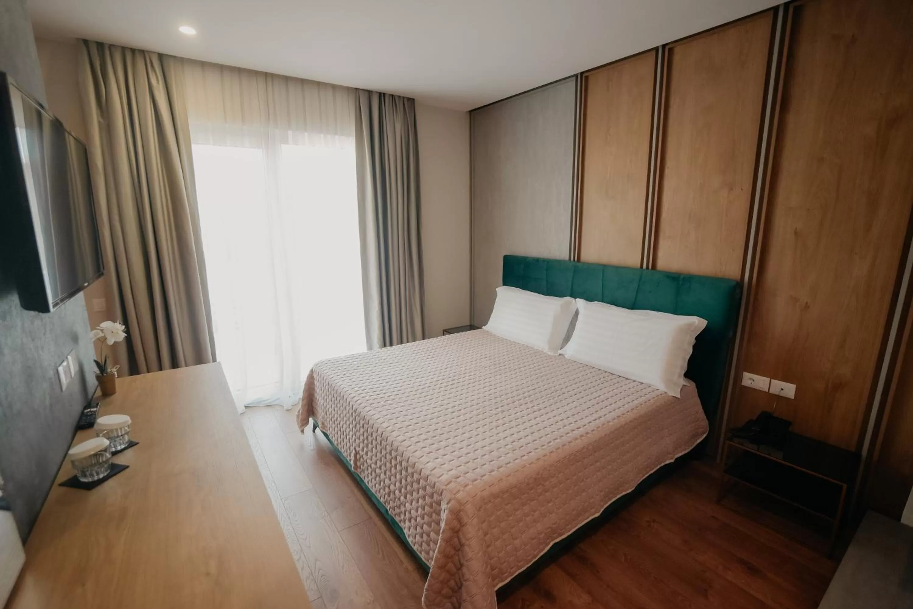 Bed in Martiness Hotel Durres