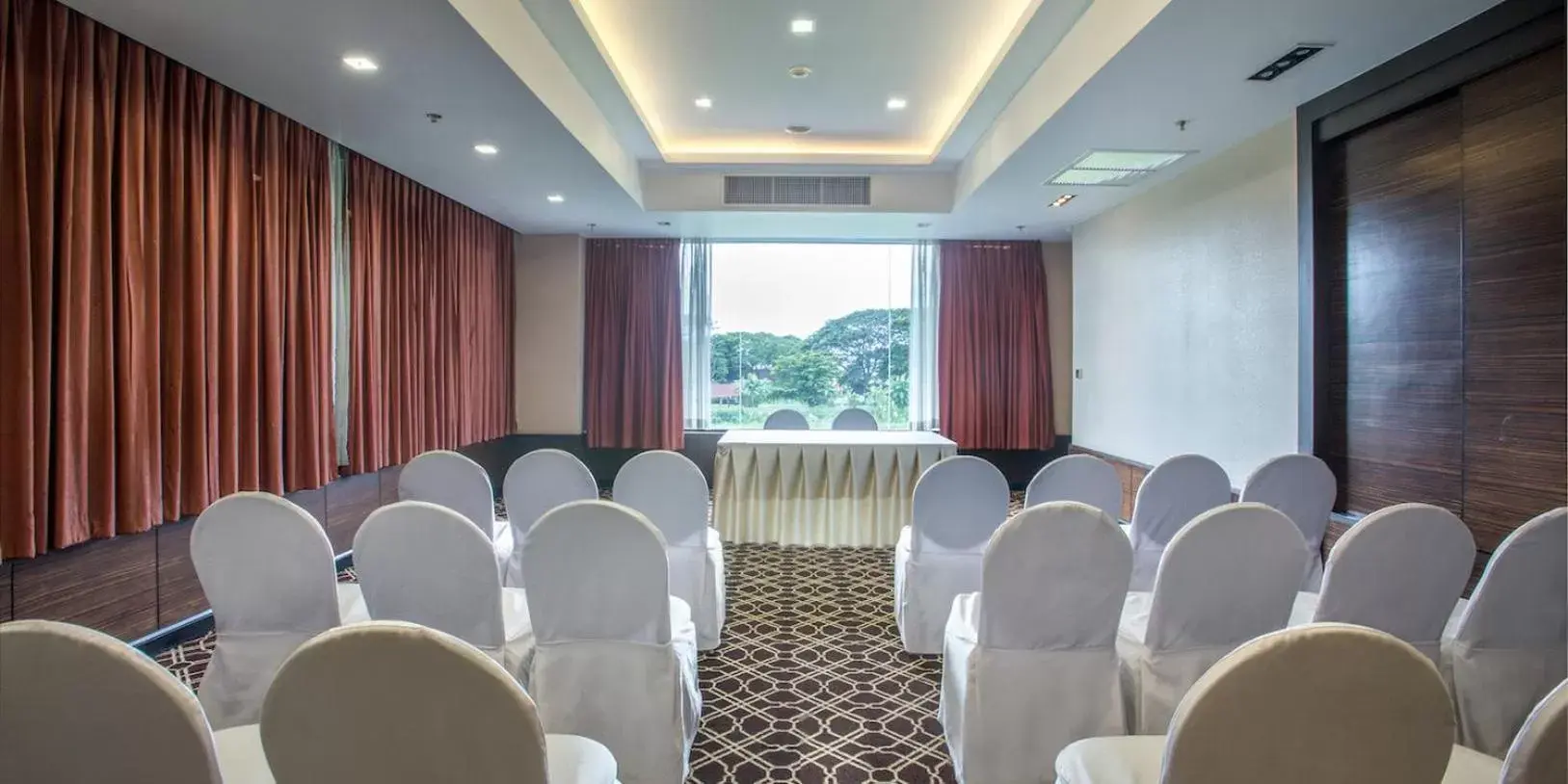 Meeting/conference room in Centara Riverside Hotel Chiang Mai