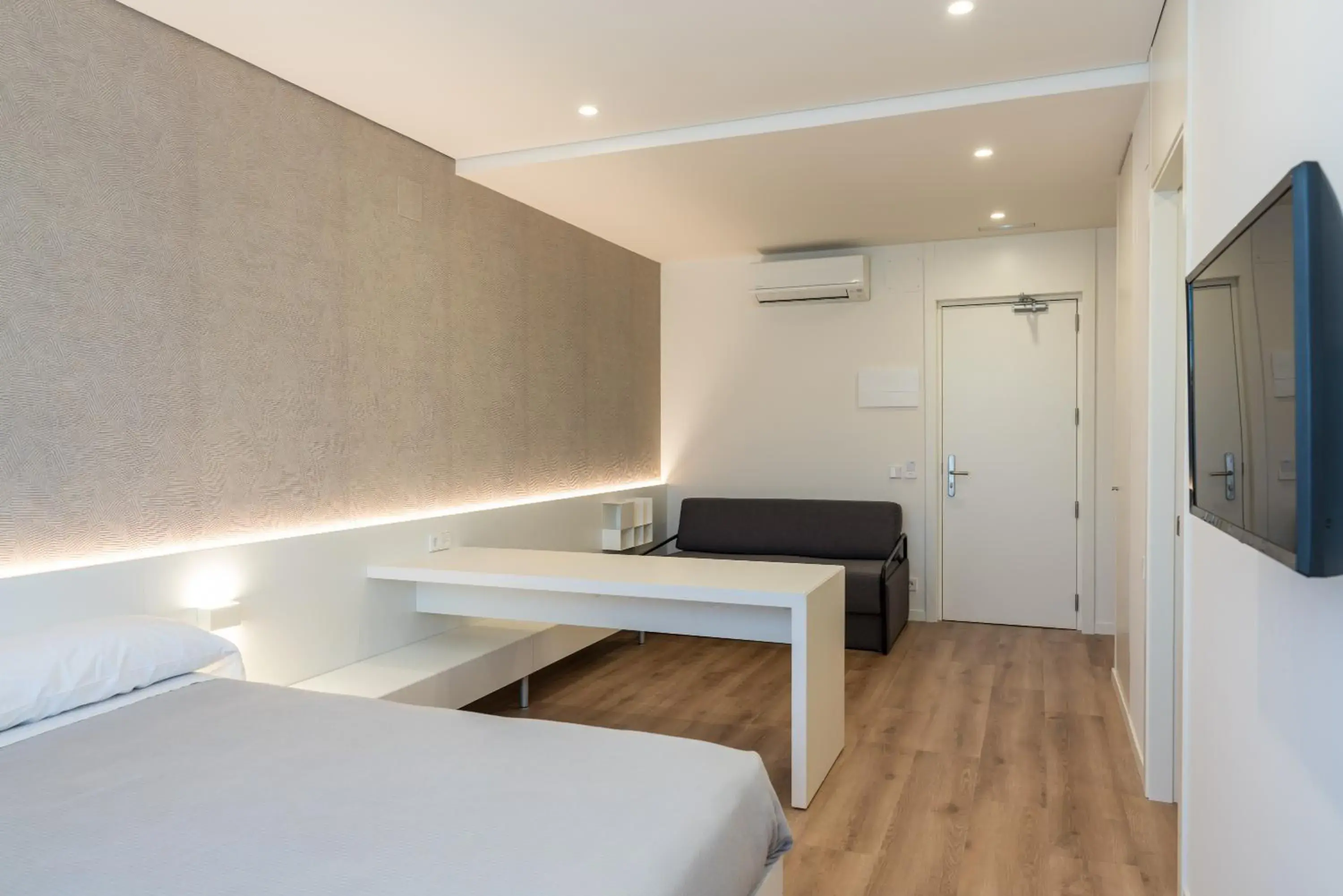 Photo of the whole room, Bed in Hotel Las Terrazas Photo of the whole room, Bed in Hotel Las Terrazas