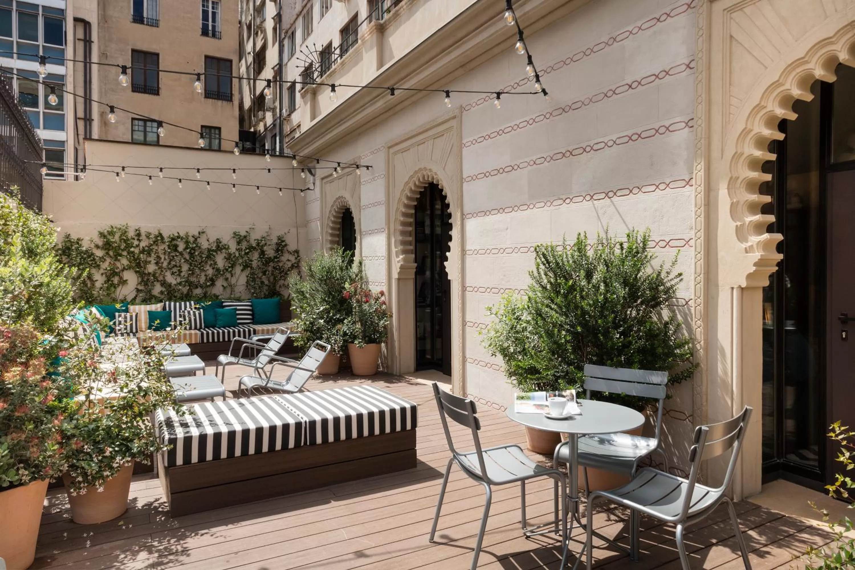 Patio in Praktik Èssens