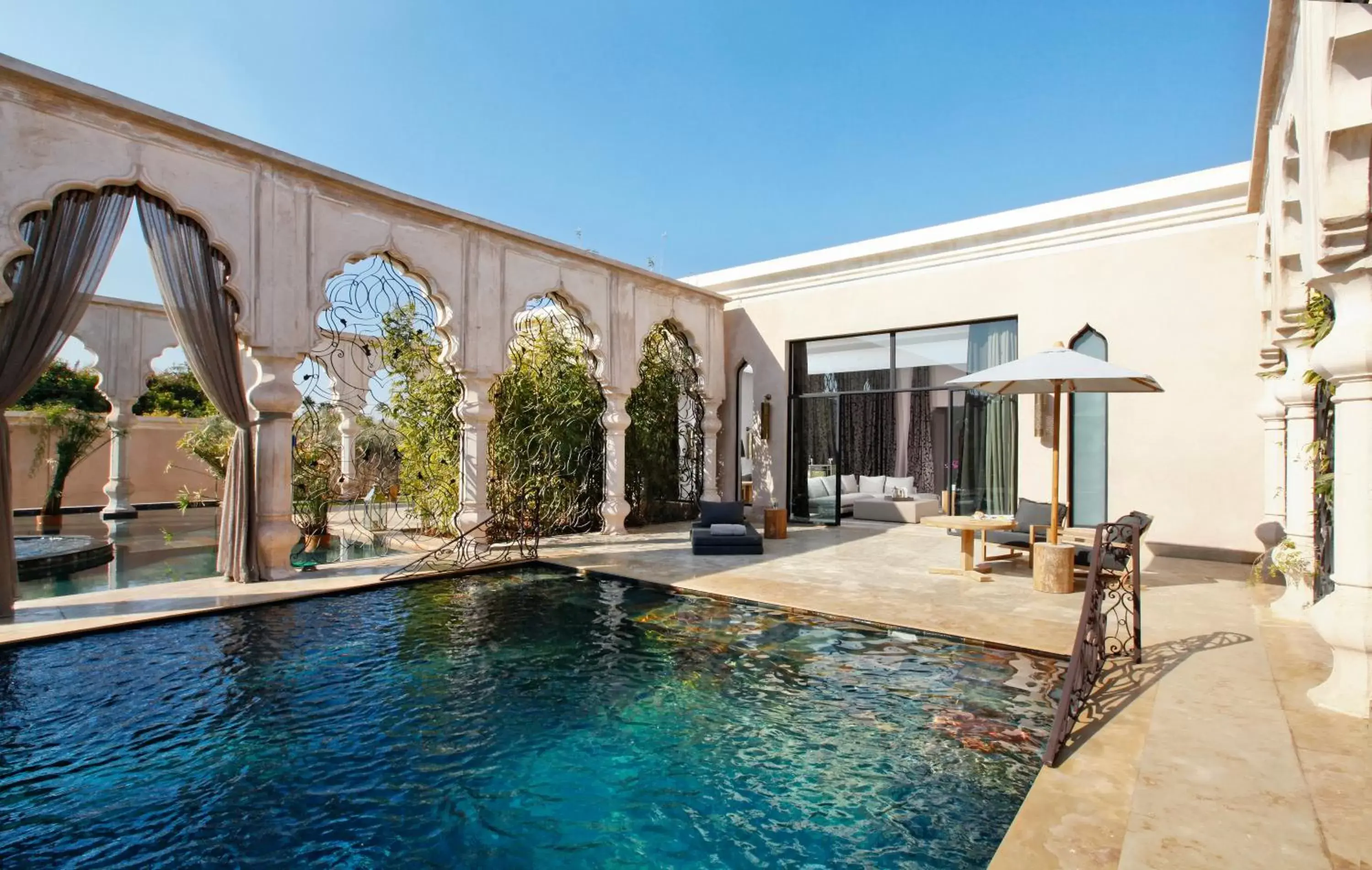 Swimming Pool in Palais Namaskar