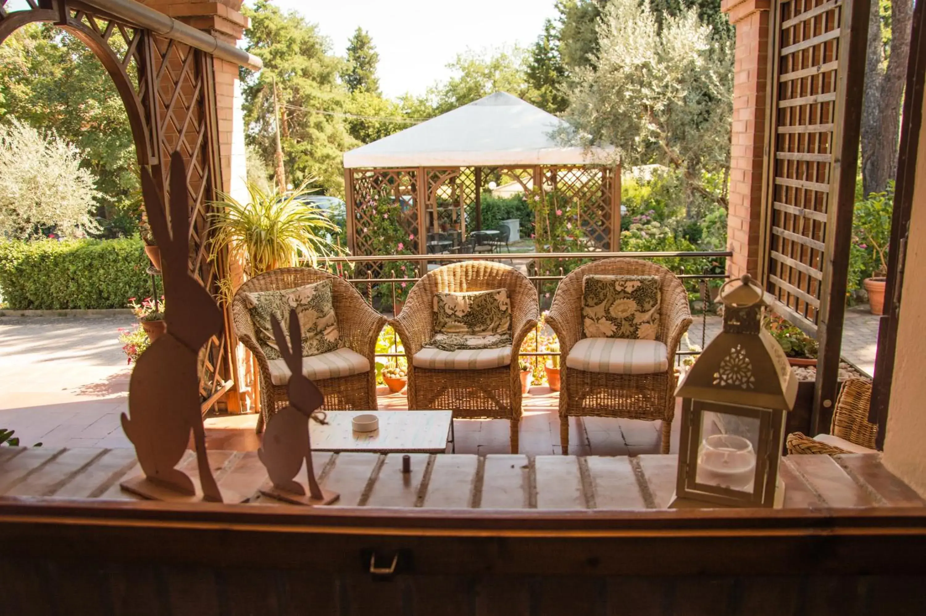 Patio in Hotel Le Renaie