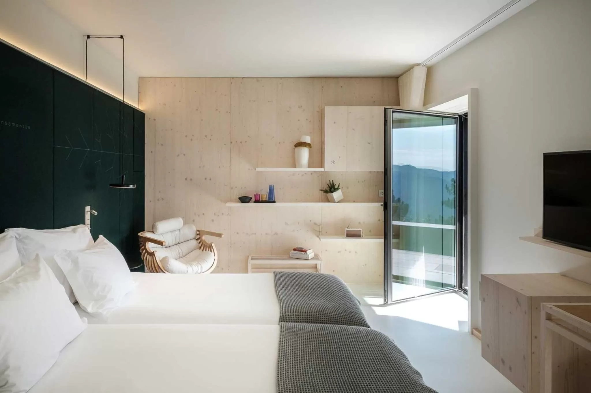 Double Room with Mountain View in Casa de São Lourenço - Burel Panorama Hotel - member of Relais & Châteaux