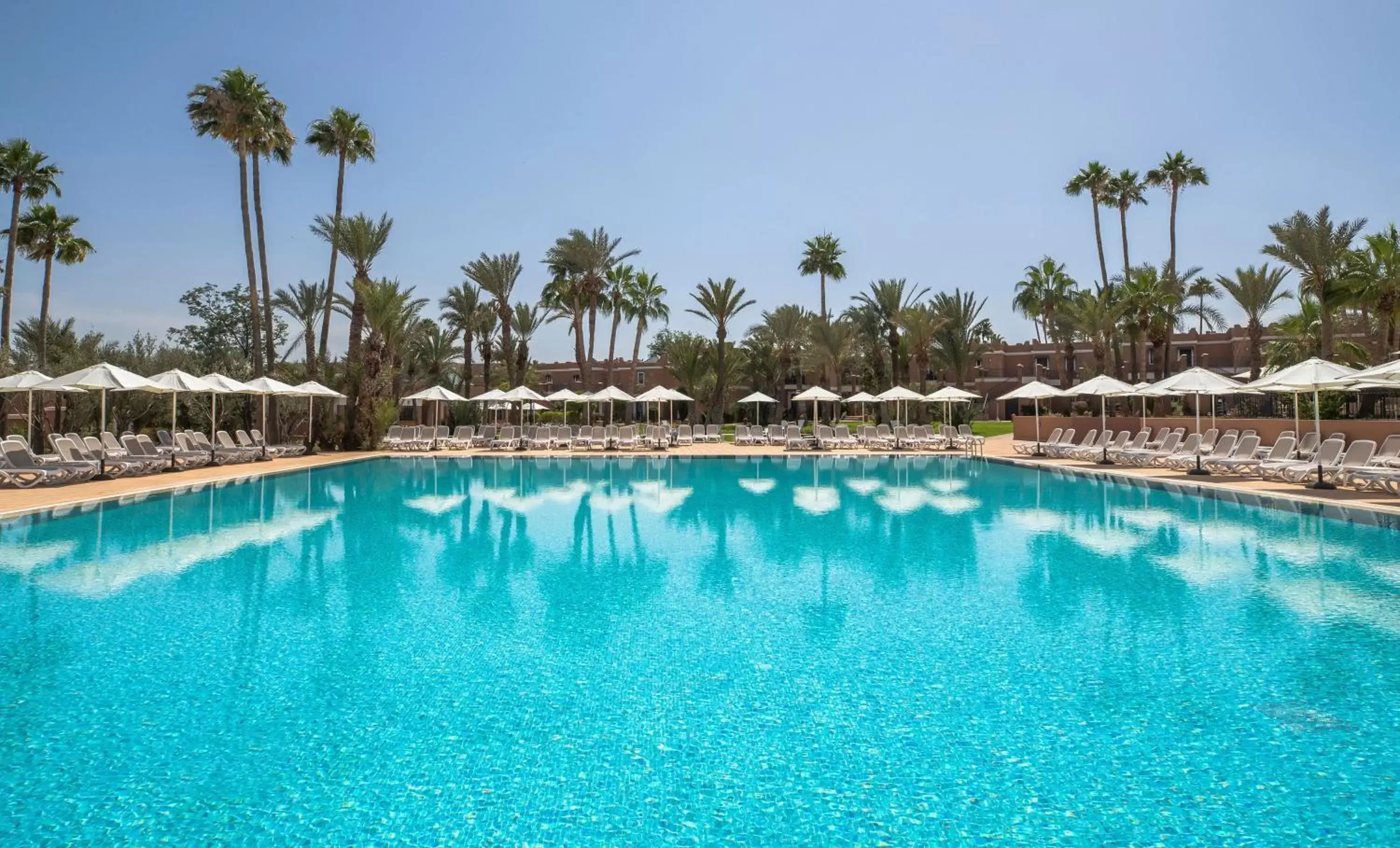 Swimming pool in Sol Oasis Marrakech