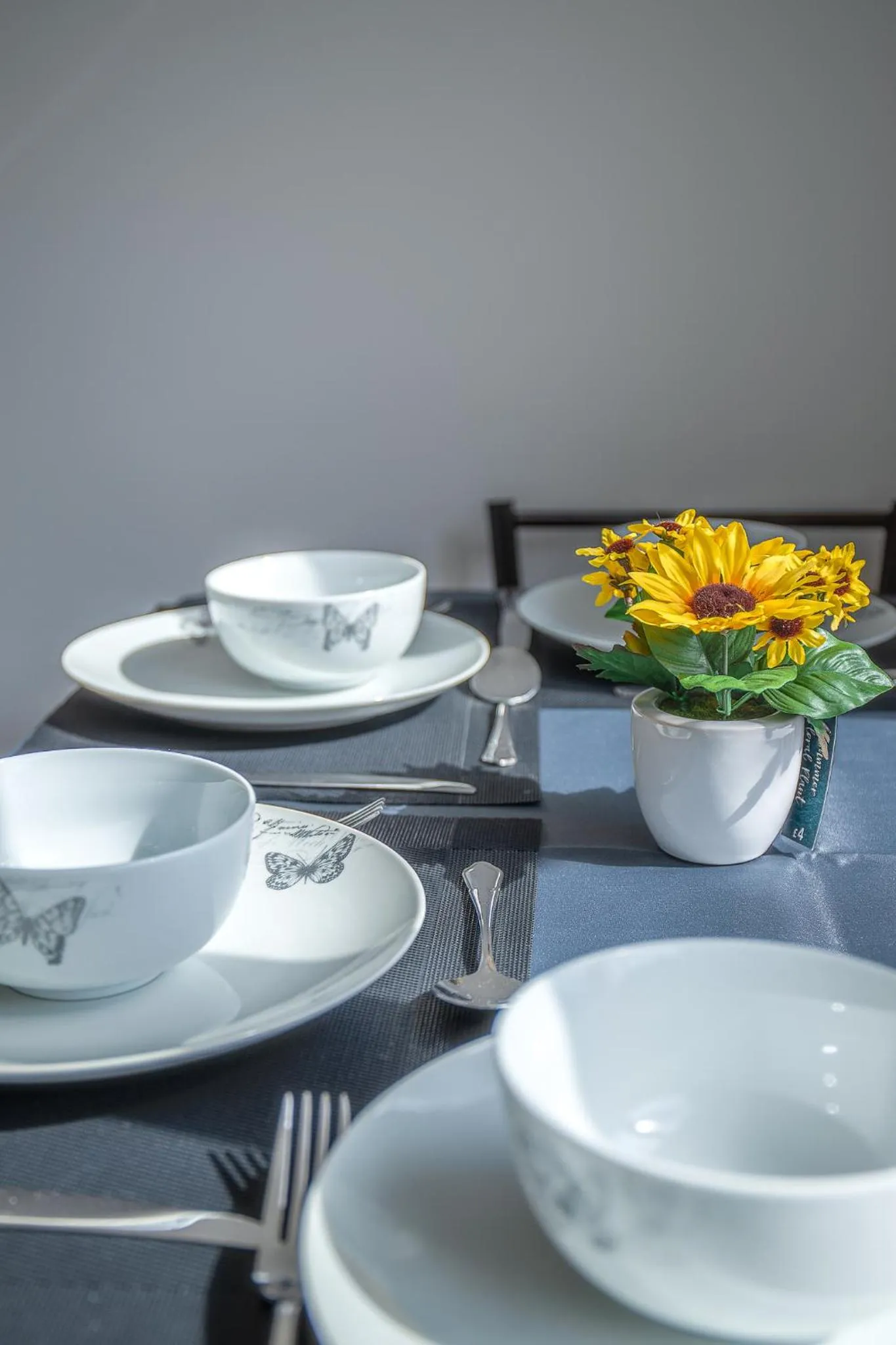 Dining area in Millburn Apartment