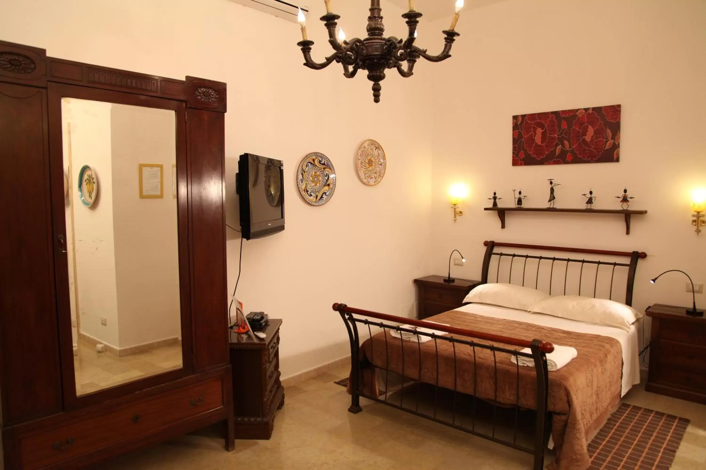 Photo of the whole room, Bed in B&B Villa Casablanca