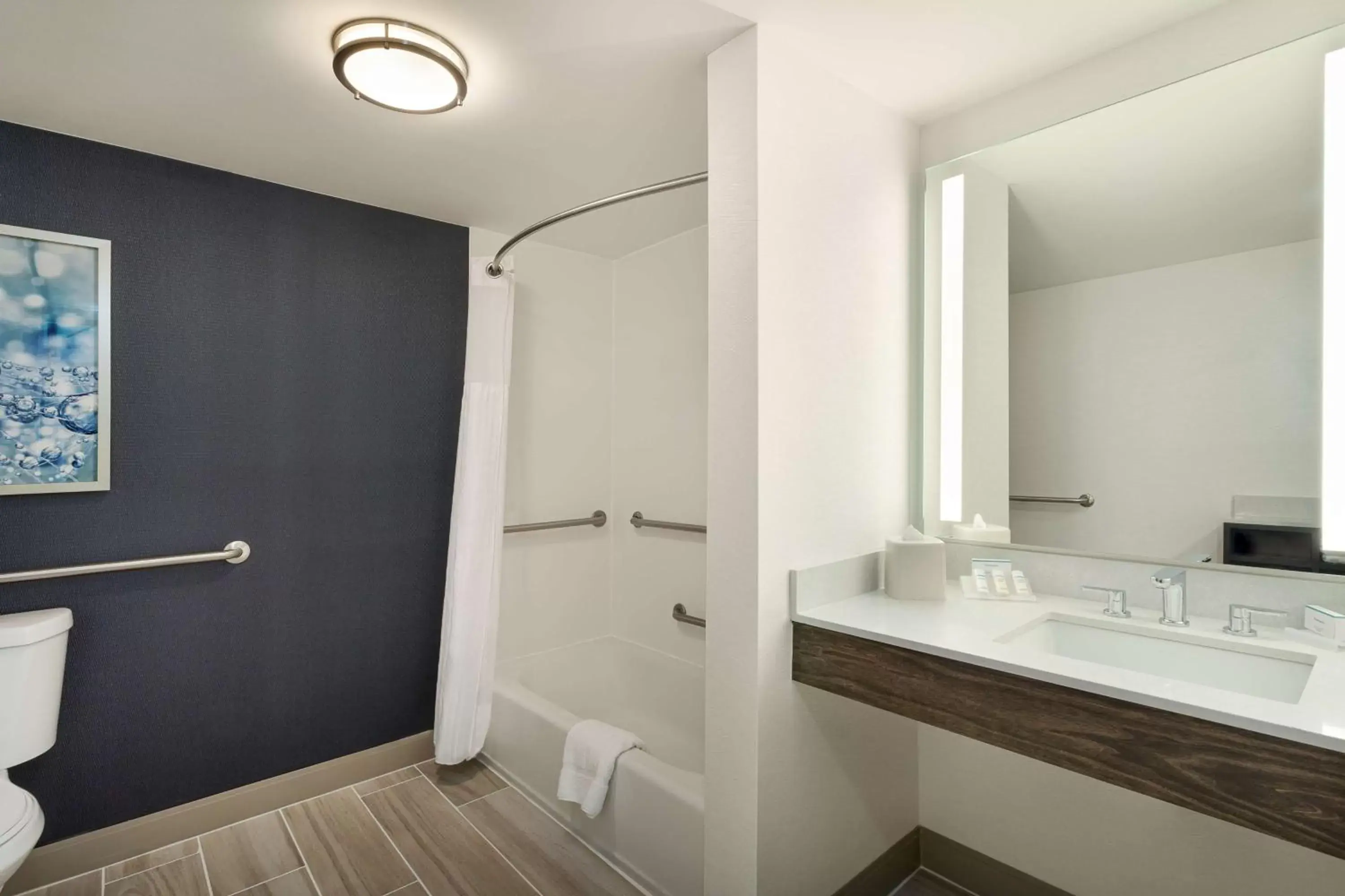 Bathroom in Hilton Garden Inn Melville Bathroom in Hilton Garden Inn Melville