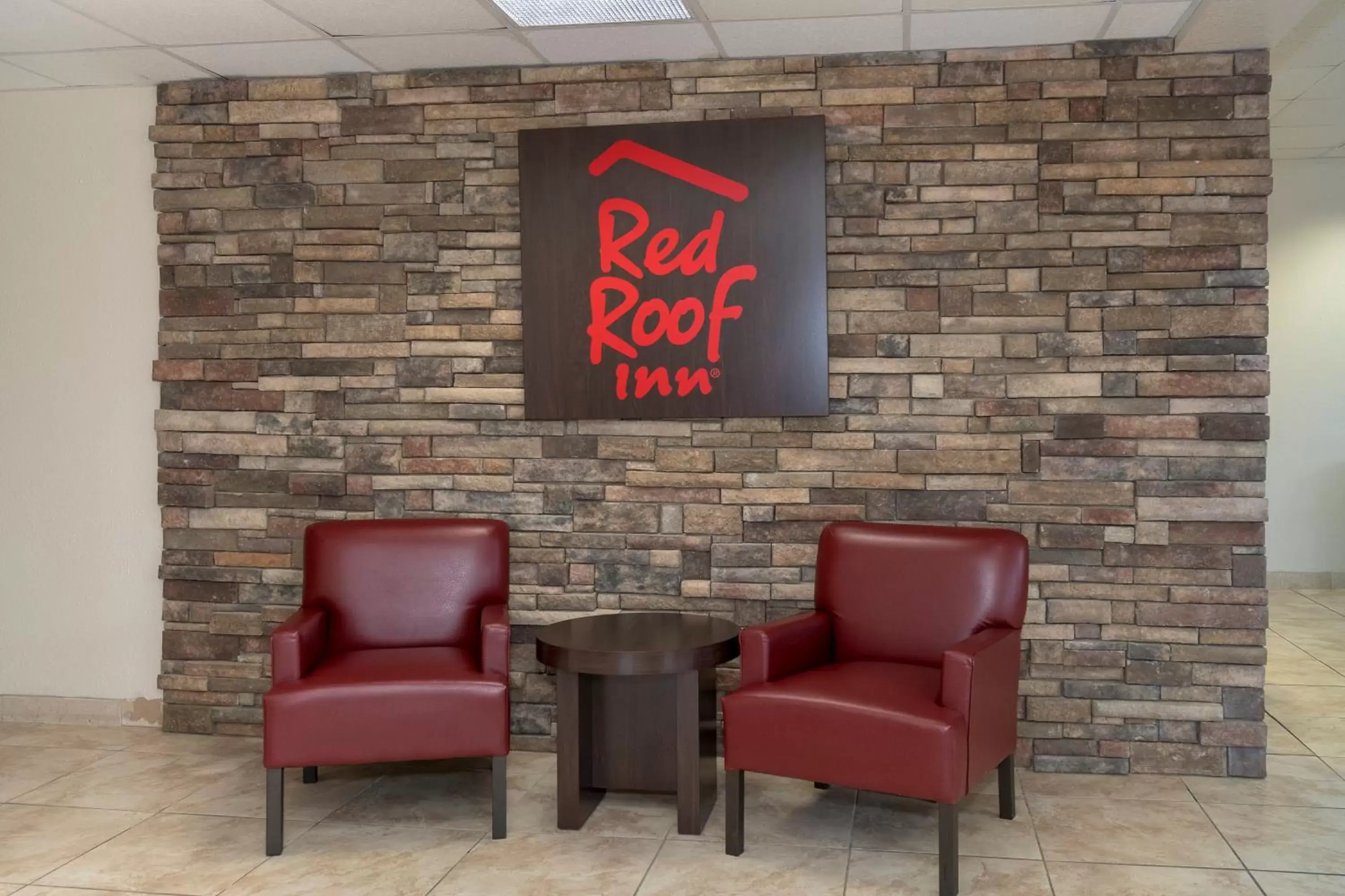 Lobby or reception in Red Roof Inn Mobile North – Saraland