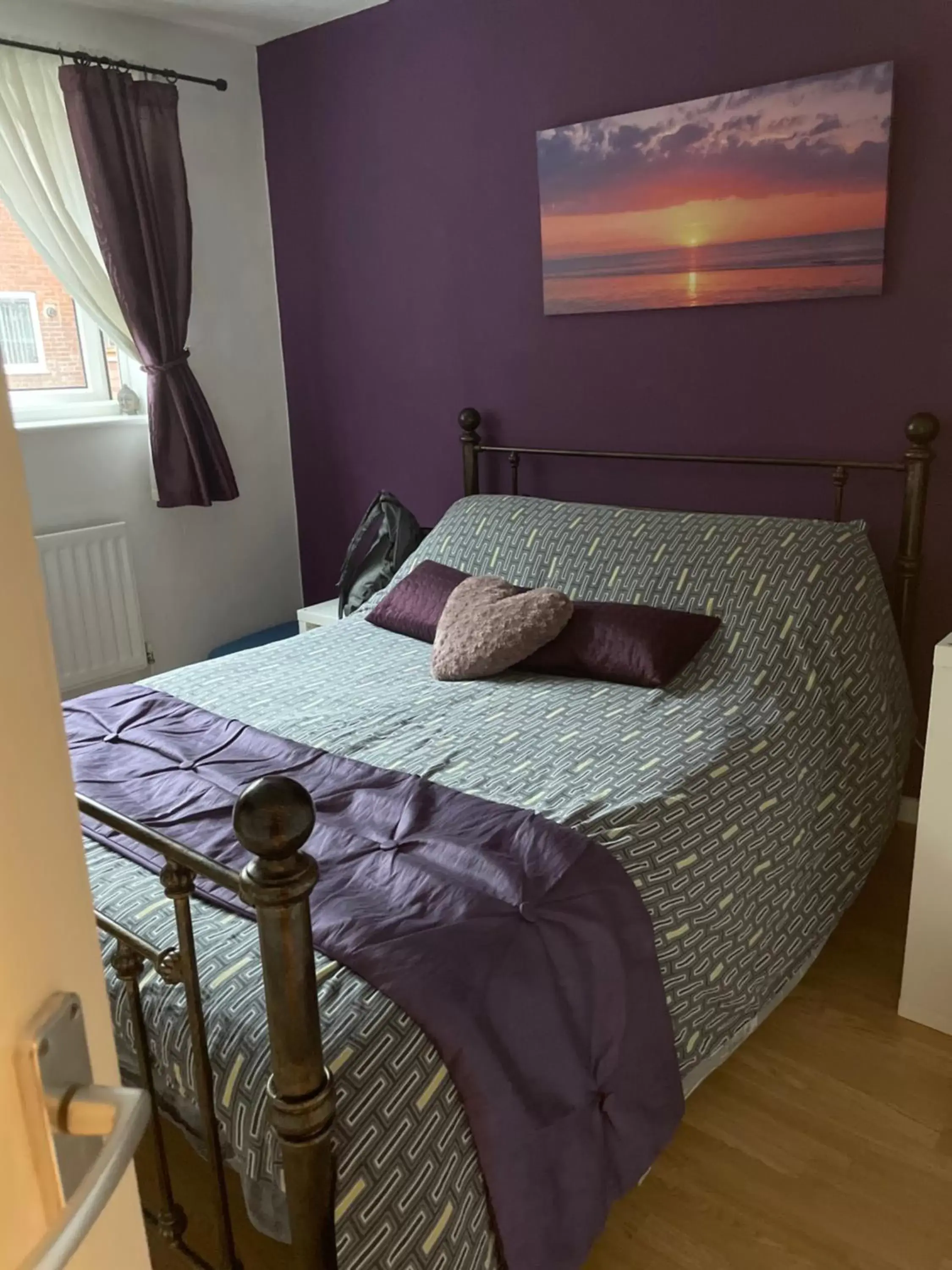 Bedroom, Bed in Home from home, close to Redditch hospital & transport links