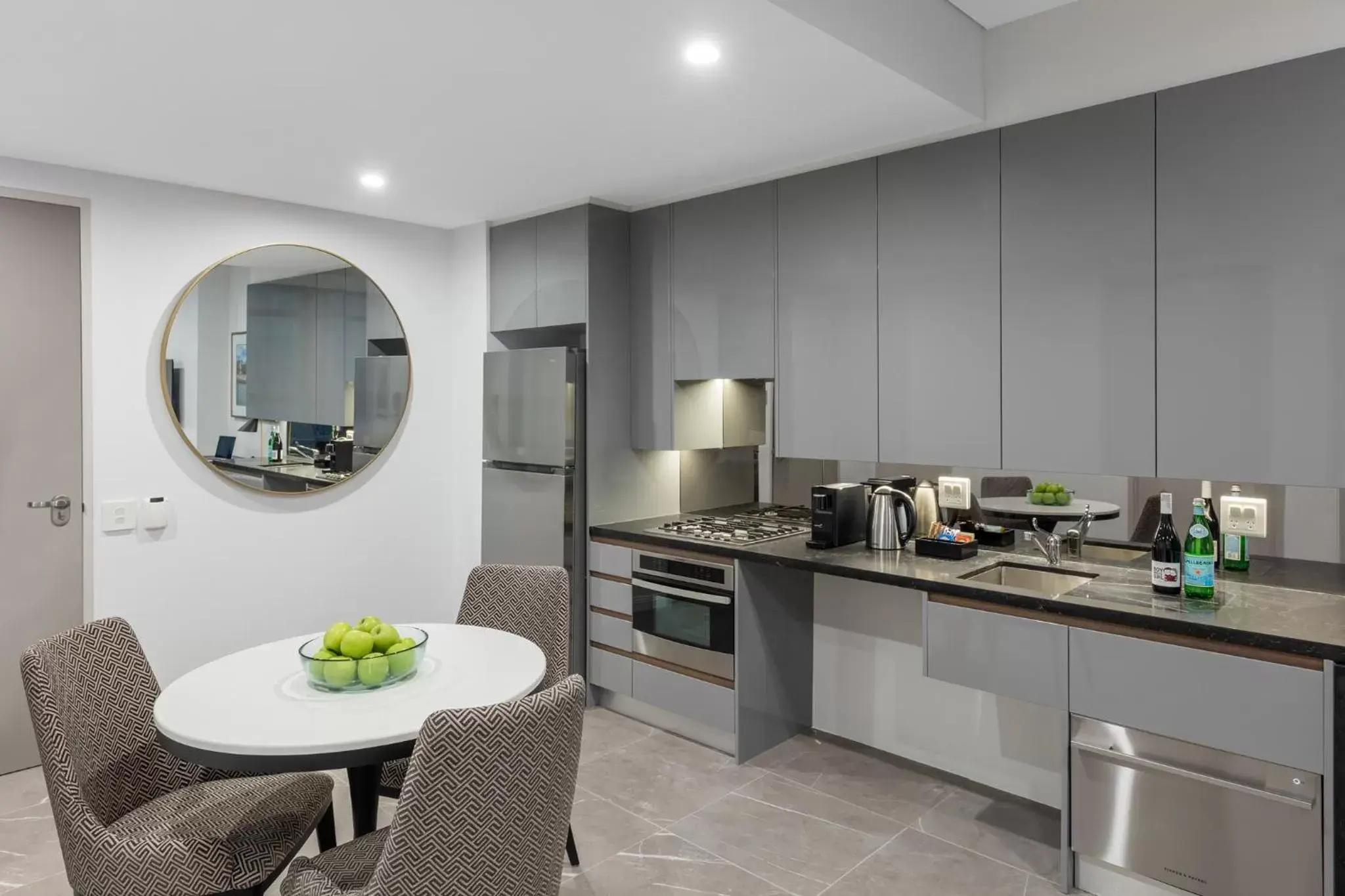 One-Bedroom Suite - Disability Access in Meriton Suites Sussex Street, Sydney