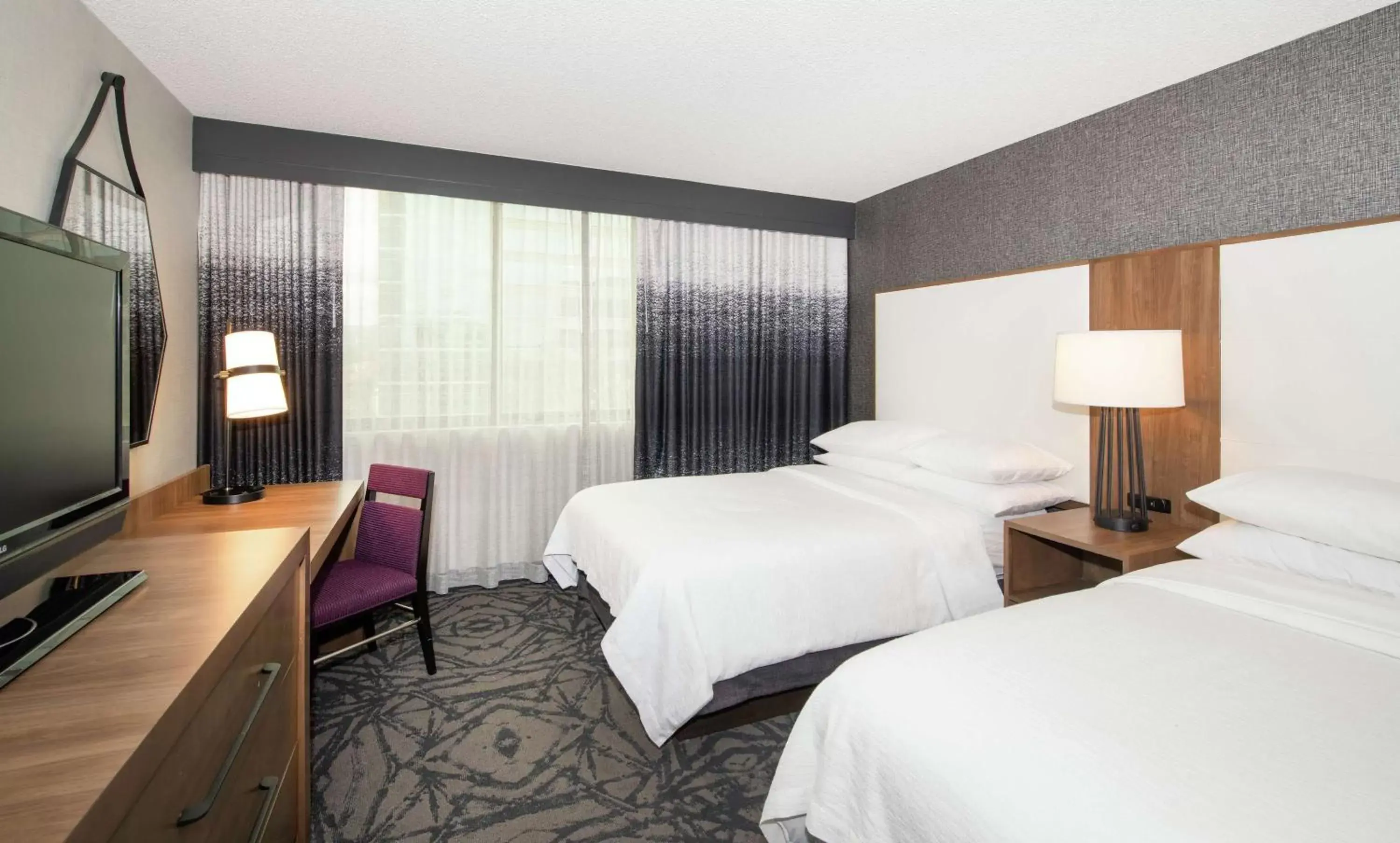 Bedroom, Bed in Embassy Suites by Hilton Walnut Creek Bedroom, Bed in Embassy Suites by Hilton Walnut Creek