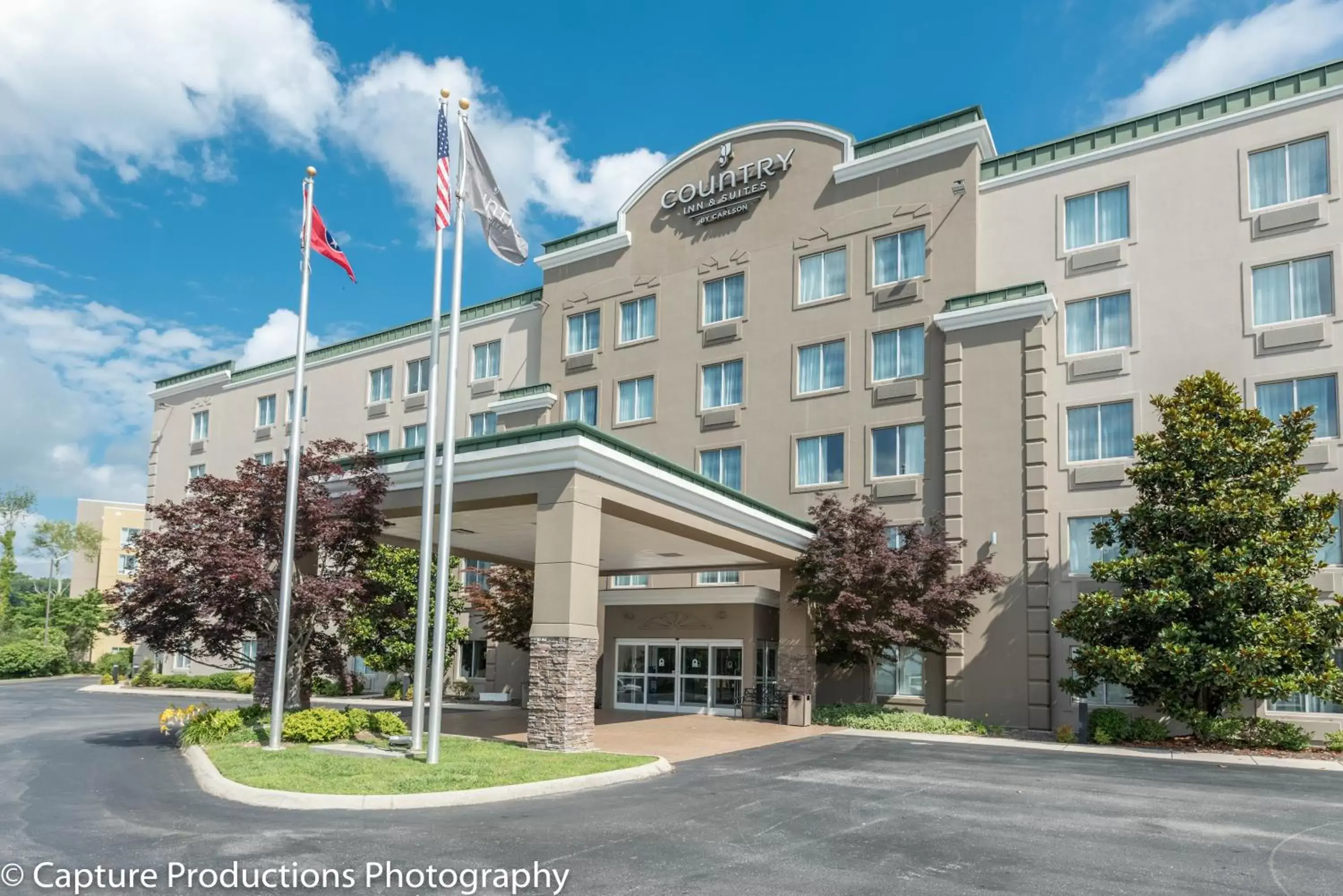 Facade/entrance, Property Building in Country Inn & Suites by Radisson, Cookeville, TN