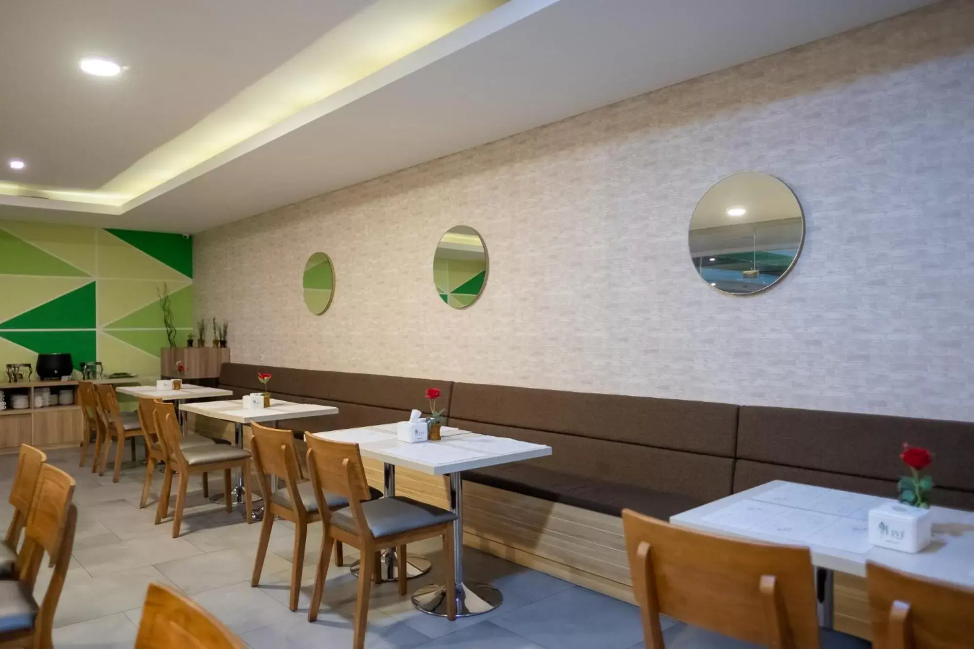 Restaurant/places to eat in Three Eight Front One Boutique Batu Malang Restaurant/places to eat in Three Eight Front One Boutique Batu Malang