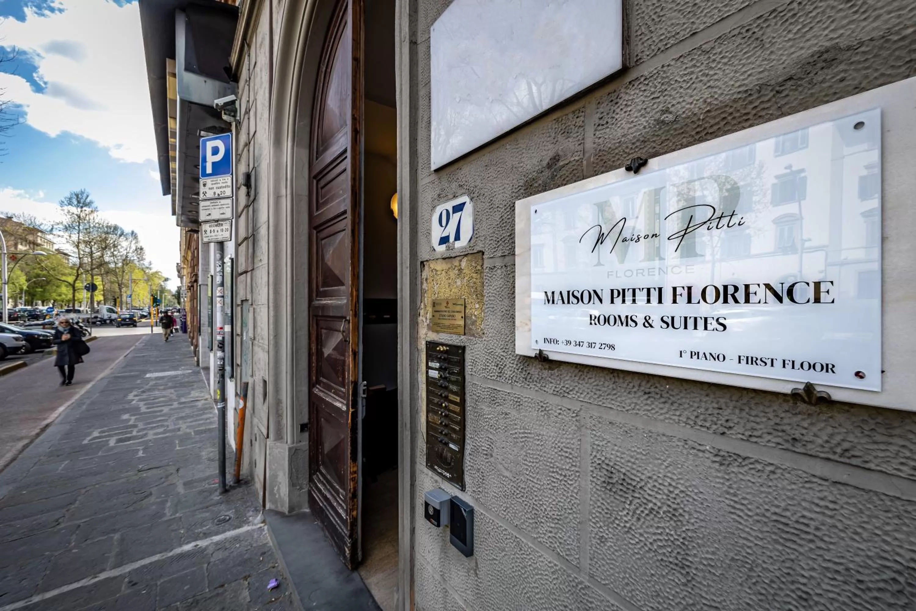 Property logo or sign in Maison Pitti Florence