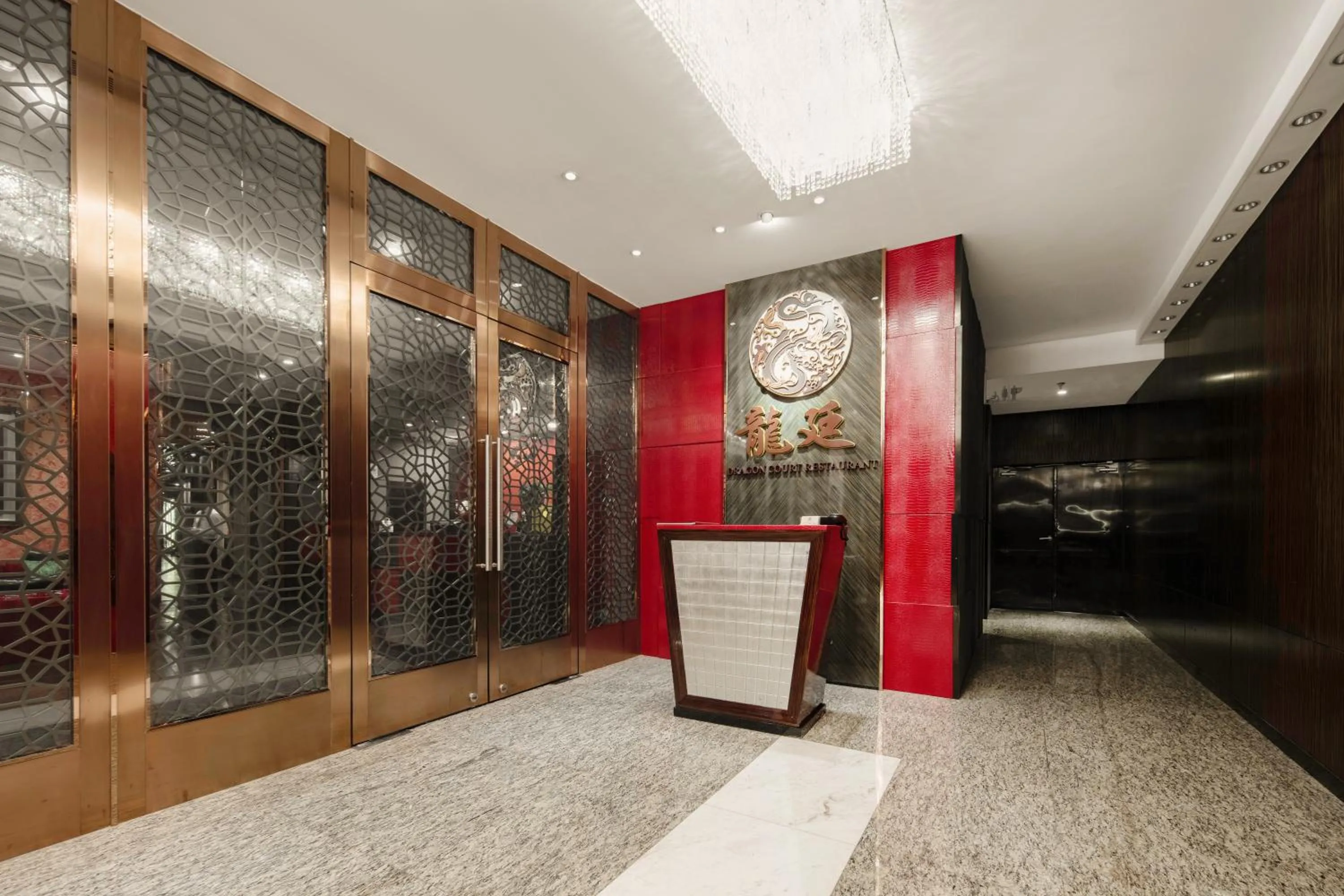 Restaurant/places to eat in Holiday Inn Shanghai Hongqiao West by IHG