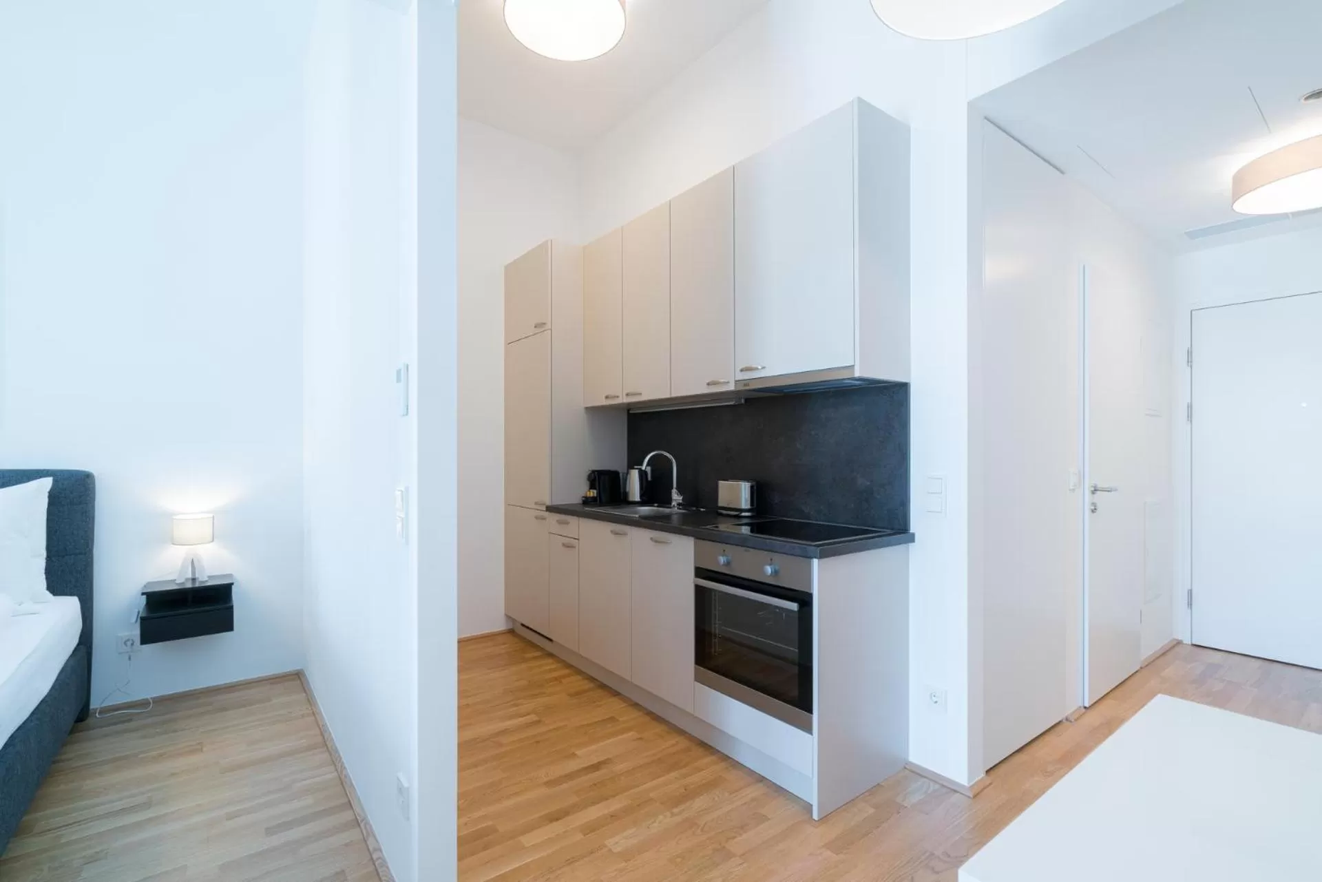 Vienna Residence, Marina Tower - Danube