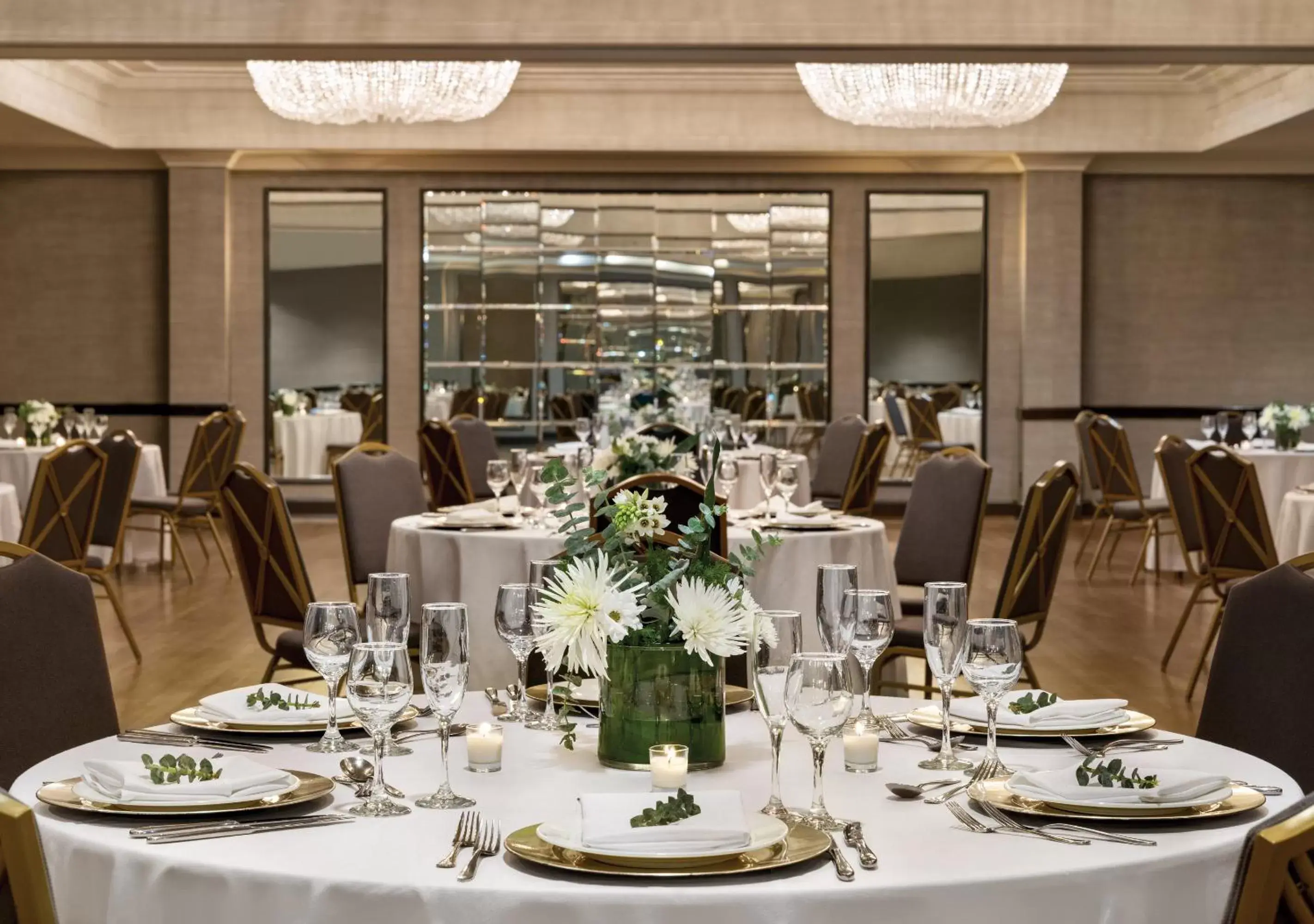 Banquet/Function facilities, Restaurant/Places to Eat in The Admiral Hotel