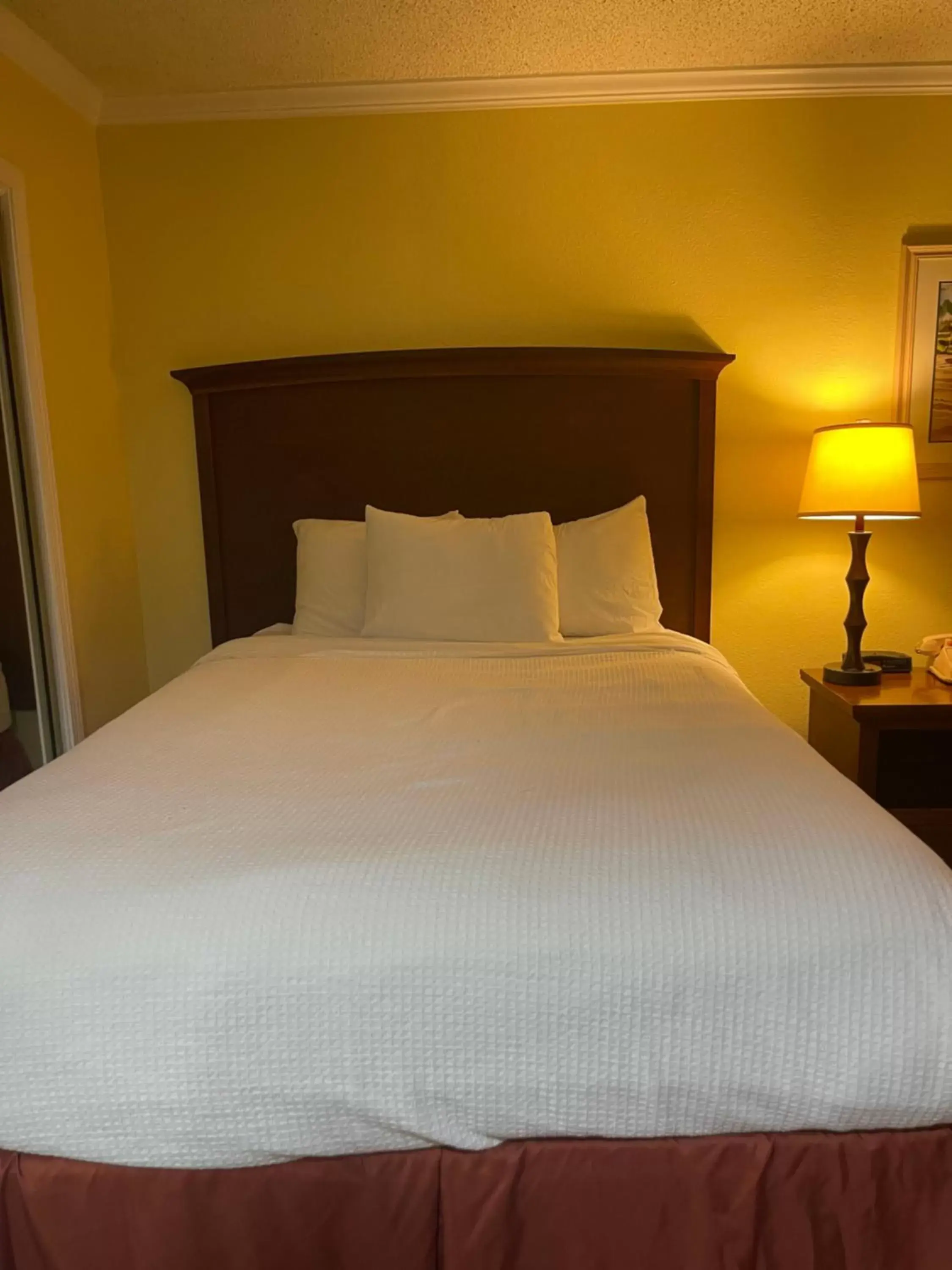 Bed in Club Destin Condos Bed in Club Destin Condos