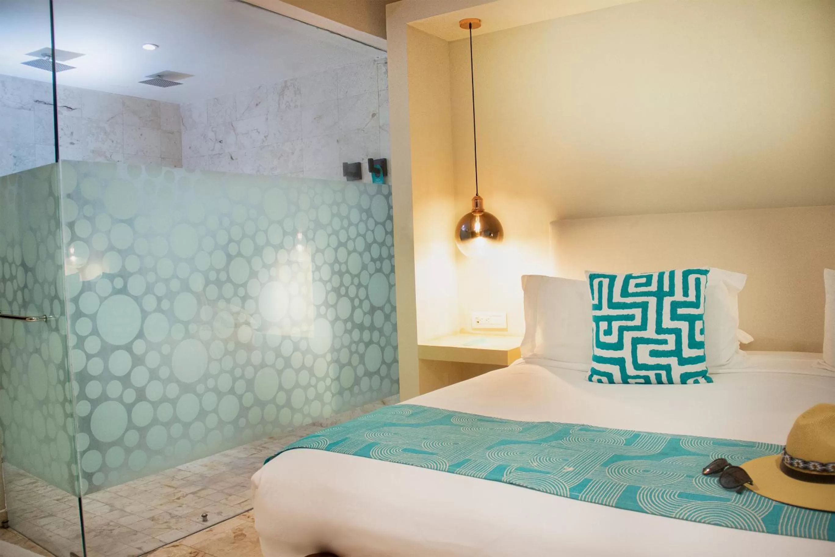 Bedroom, Bed in Hotel The Palm