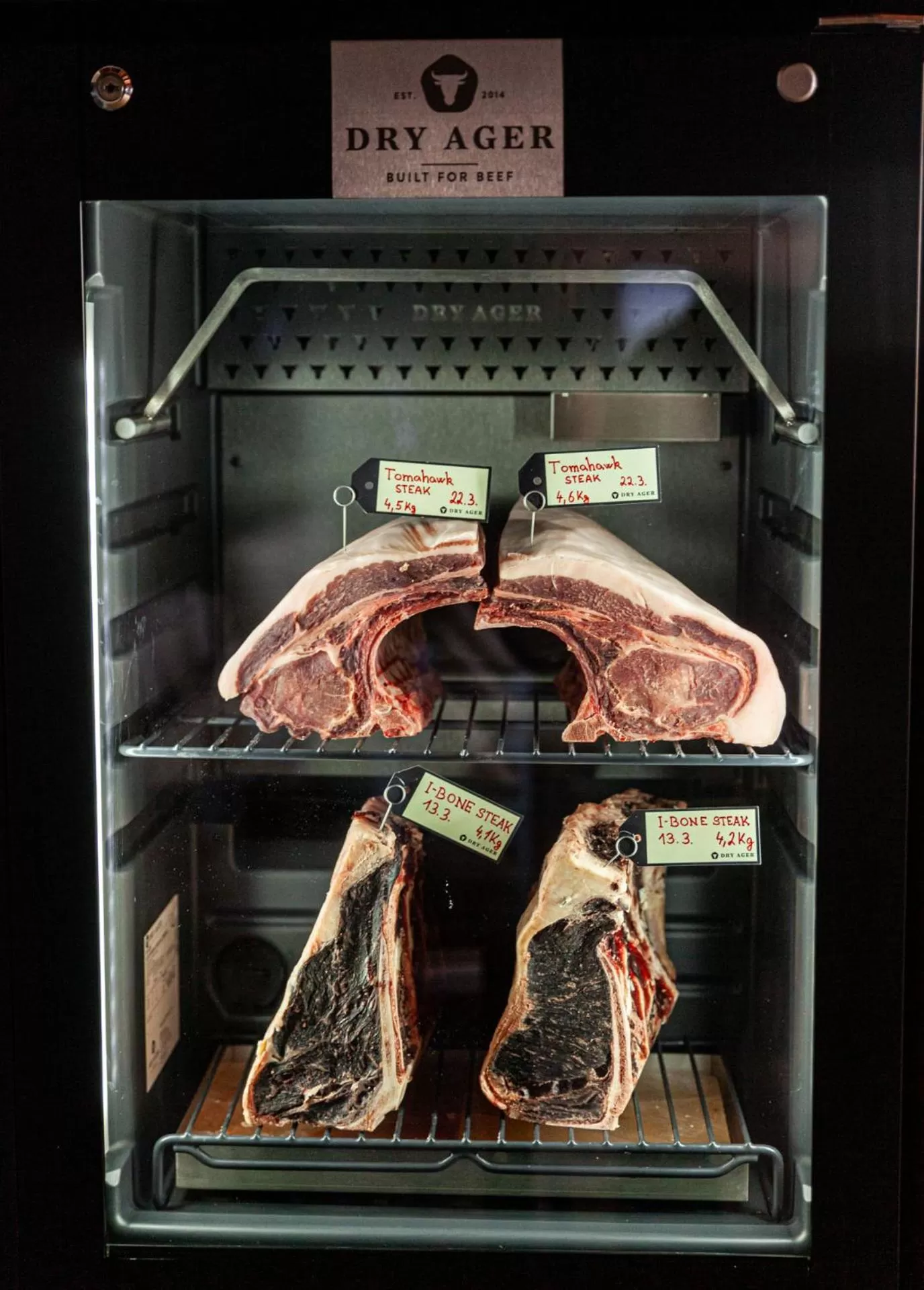 Restaurant/places to eat in Hotel Kras