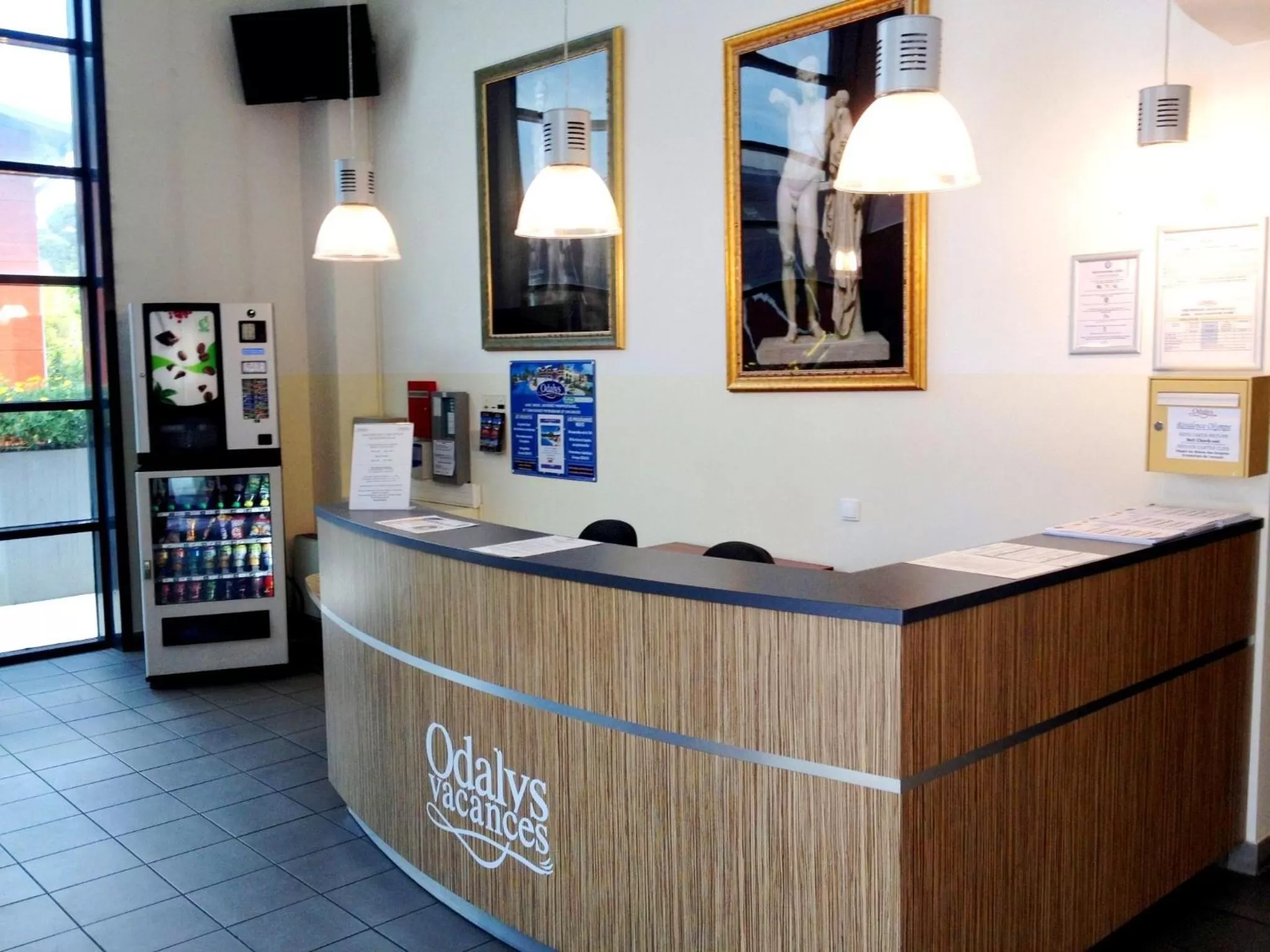 Lobby or reception in Appart Hotel Odalys City Antibes Olympe