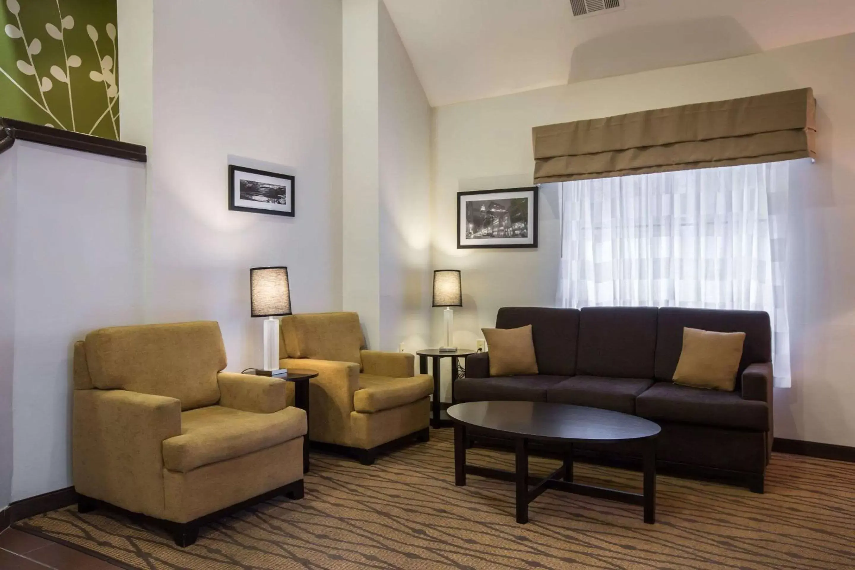 Lobby or reception, Seating Area in Sleep Inn Atlanta Airport