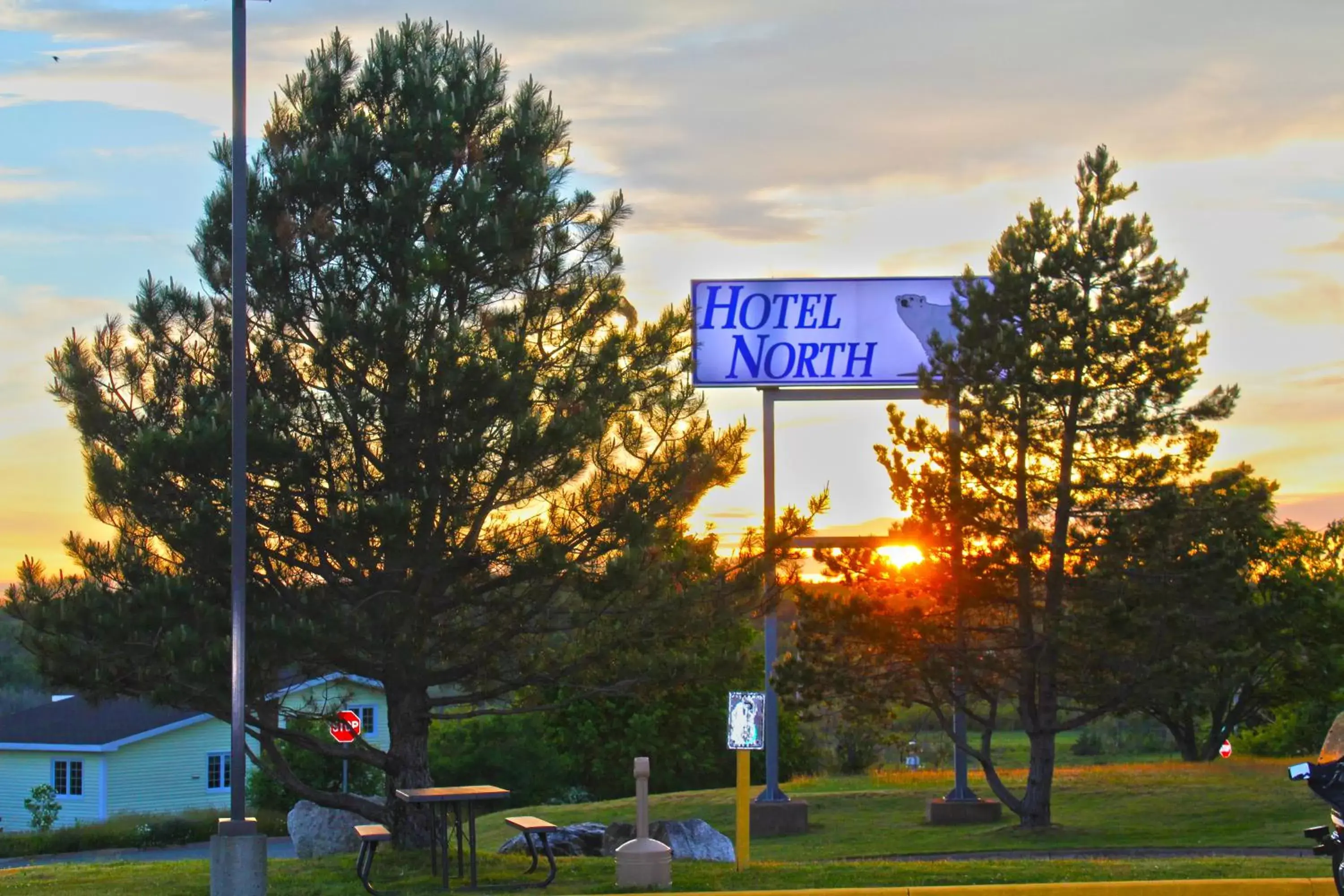 Property logo or sign, Sunrise/Sunset in Hotel North