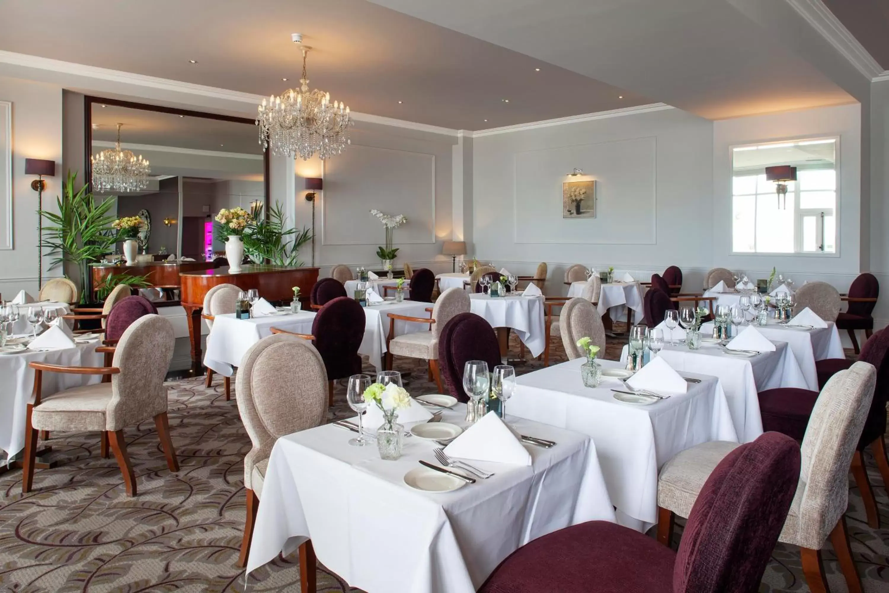 Restaurant/Places to Eat in The Royal Duchy Hotel