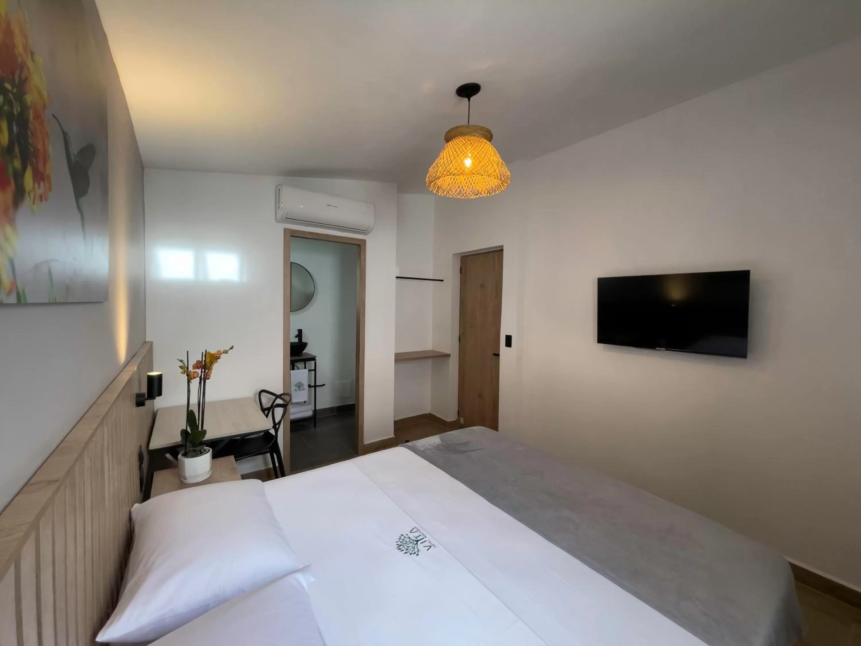 TV and multimedia, Bed in Vita Hotel Boutique - Aire Acondicionado & Desayuno