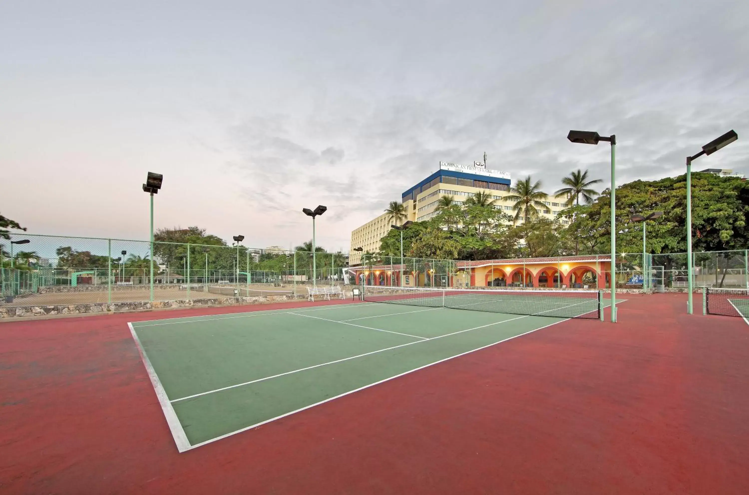 Tennis court, Tennis/Squash in Dominican Fiesta Hotel & Casino