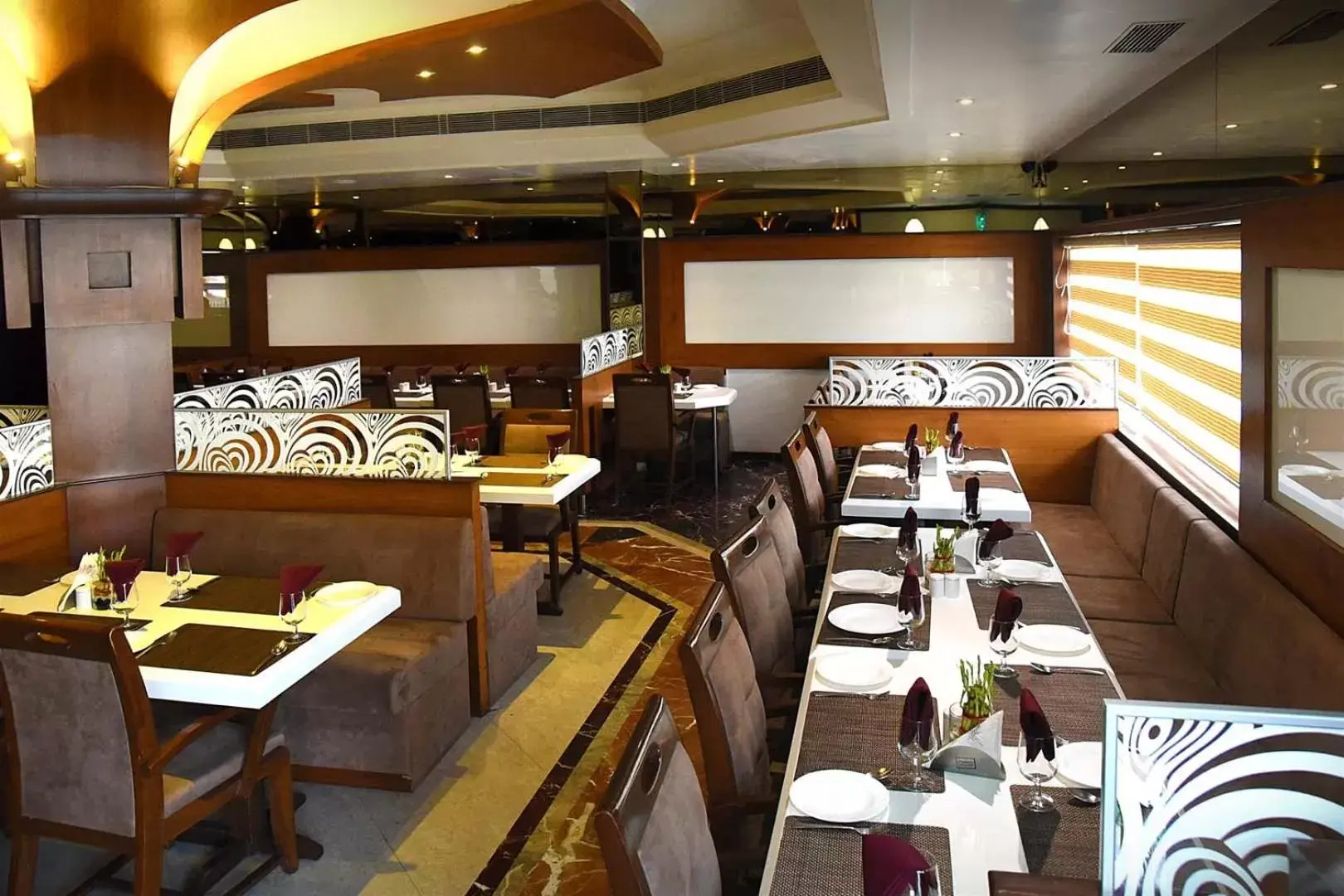 Restaurant/Places to Eat in Hotel Fortune Palace Restaurant/Places to Eat in Hotel Fortune Palace